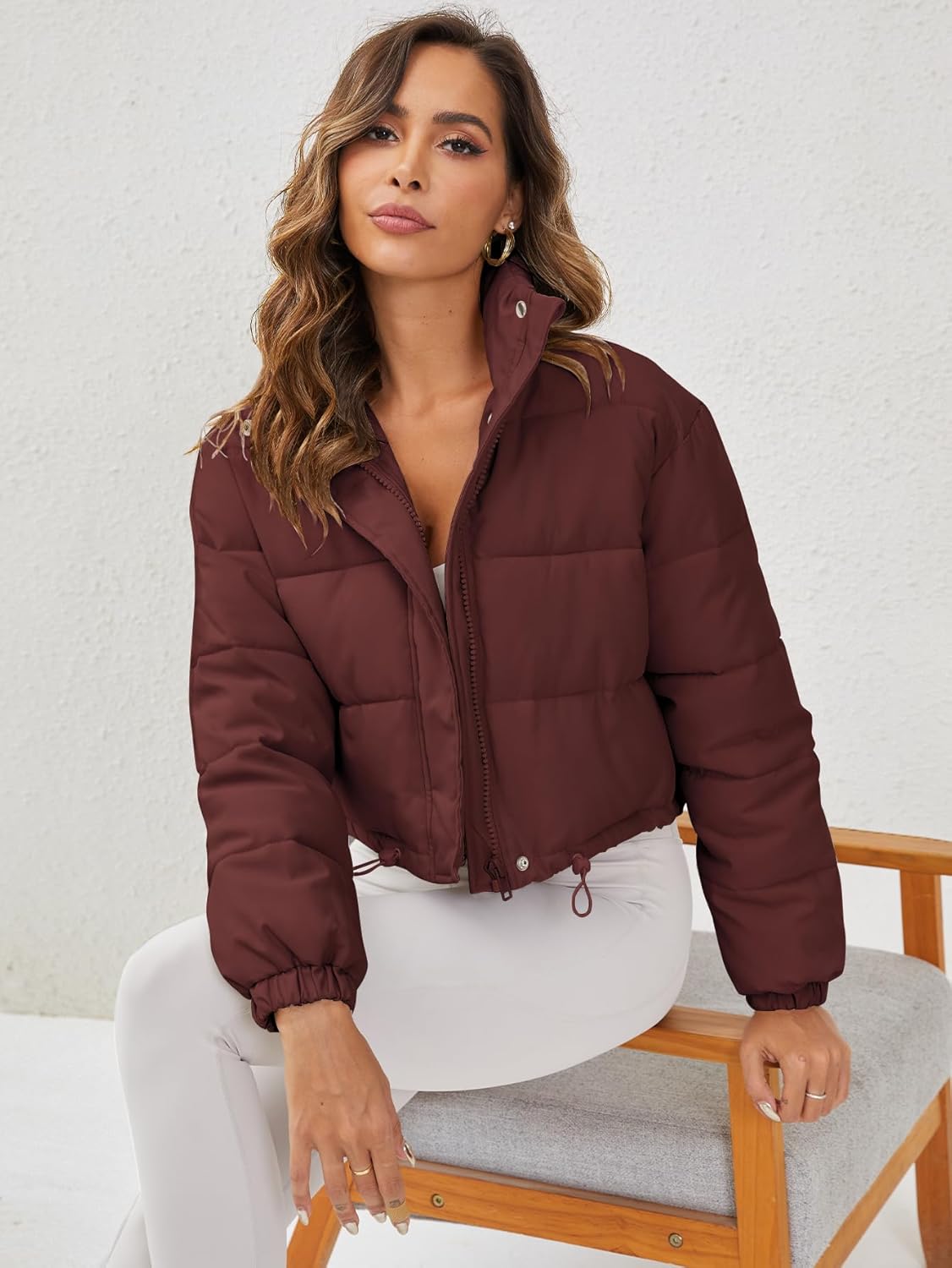 Women's Cropped Quilted Puffer Jacket Long Sleeve Stand Collar Zip-Up Puffy Coat with Drawstring & Pockets