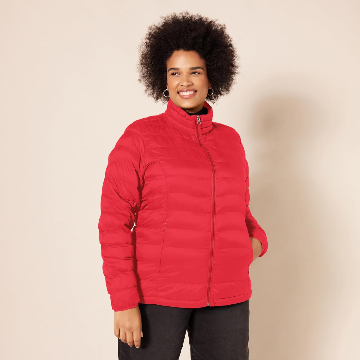 Amazon Essentials Women's Lightweight Long-Sleeve Packable Water-Resistant Puffer Jacket (Plus Sizes Available)
