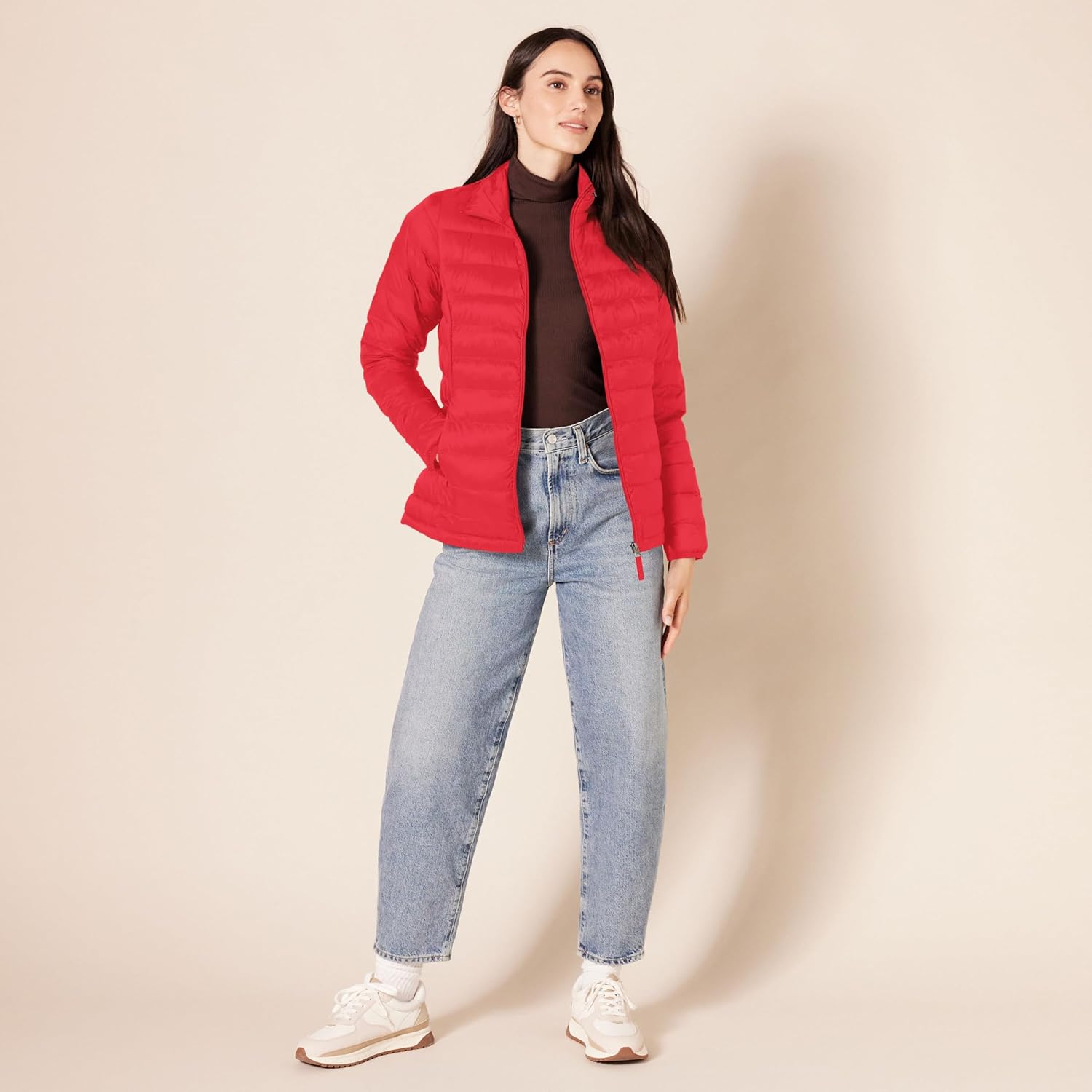 Amazon Essentials Women's Lightweight Long-Sleeve Packable Water-Resistant Puffer Jacket (Plus Sizes Available)