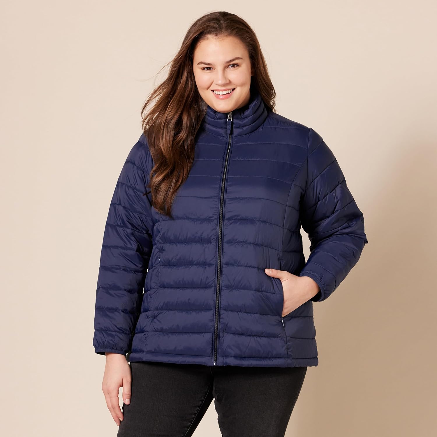 Amazon Essentials Women's Lightweight Long-Sleeve Packable Water-Resistant Puffer Jacket (Plus Sizes Available)
