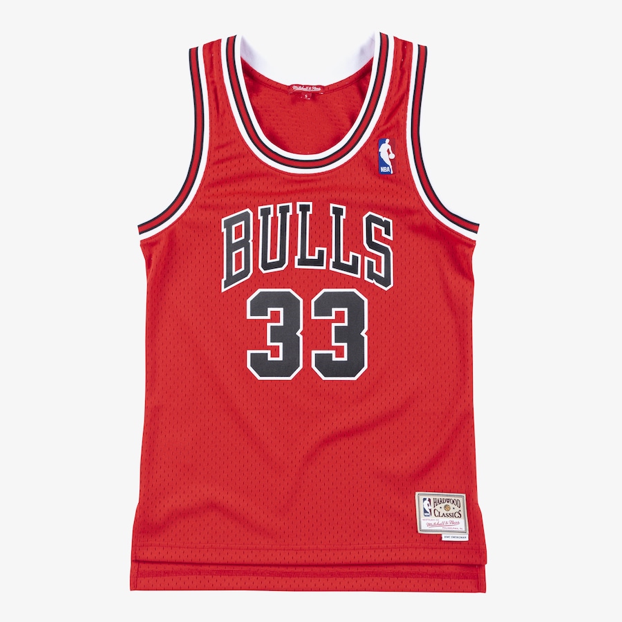 Women's Chicago Bulls Scottie Pippen Red 1997/98 Hardwood Classics Swingman Jersey