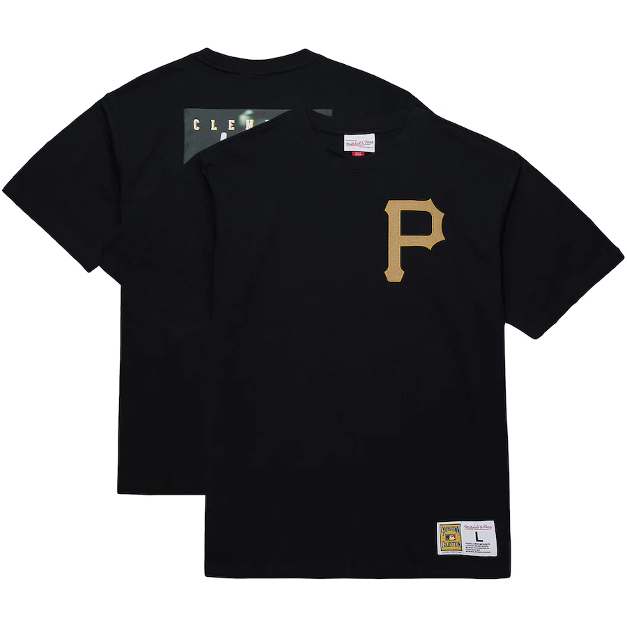 Men's Pittsburgh Pirates Roberto Clemente Mitchell & Ness Black Legends Collection Vintage Logo T-Shirt