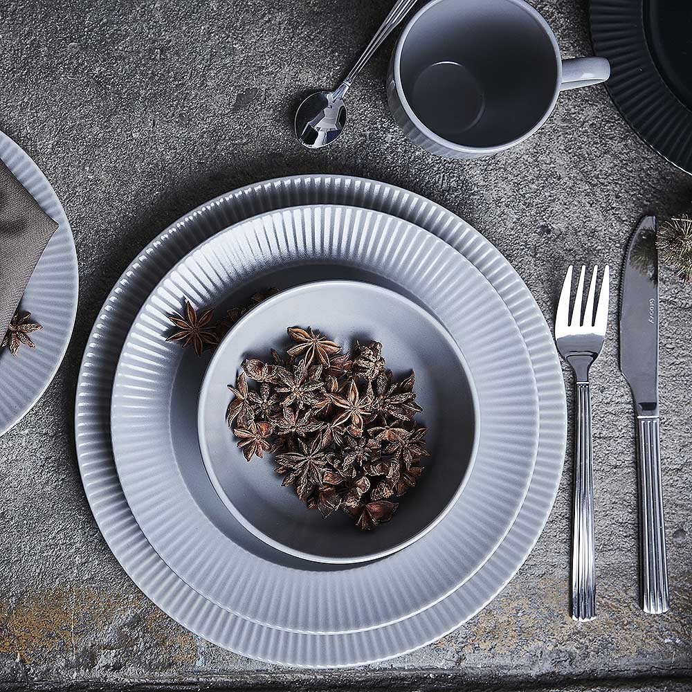 Aida Groovy Tallrik 27 cm Grå