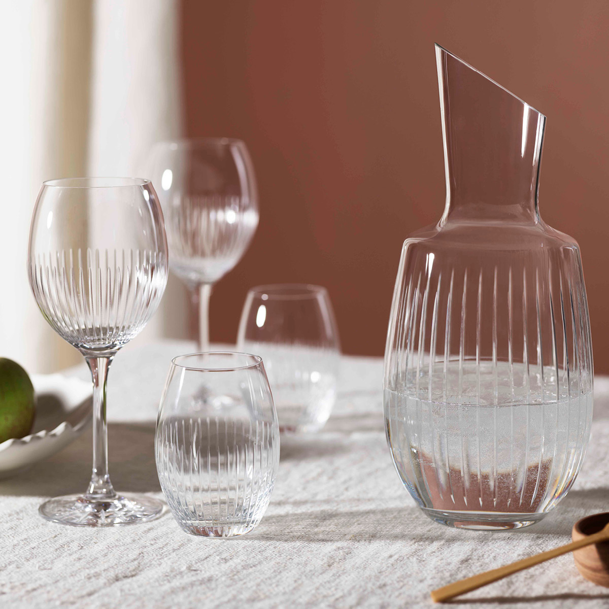 Magnor Alba Fine Line karaff 1,25 L klar