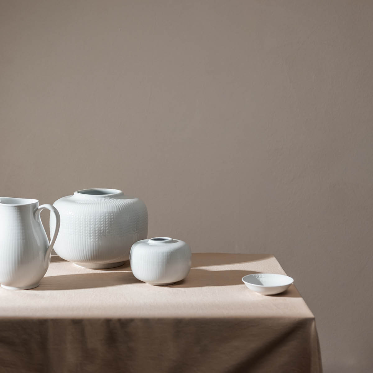 Rörstrand Swedish Grace vas 13x9 cm snö/vit