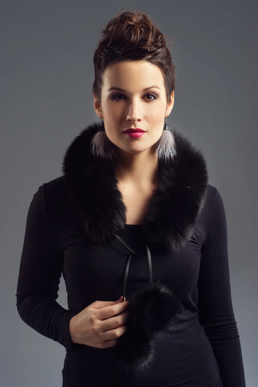 Foulard pompoms Renard Noir (26 PO)