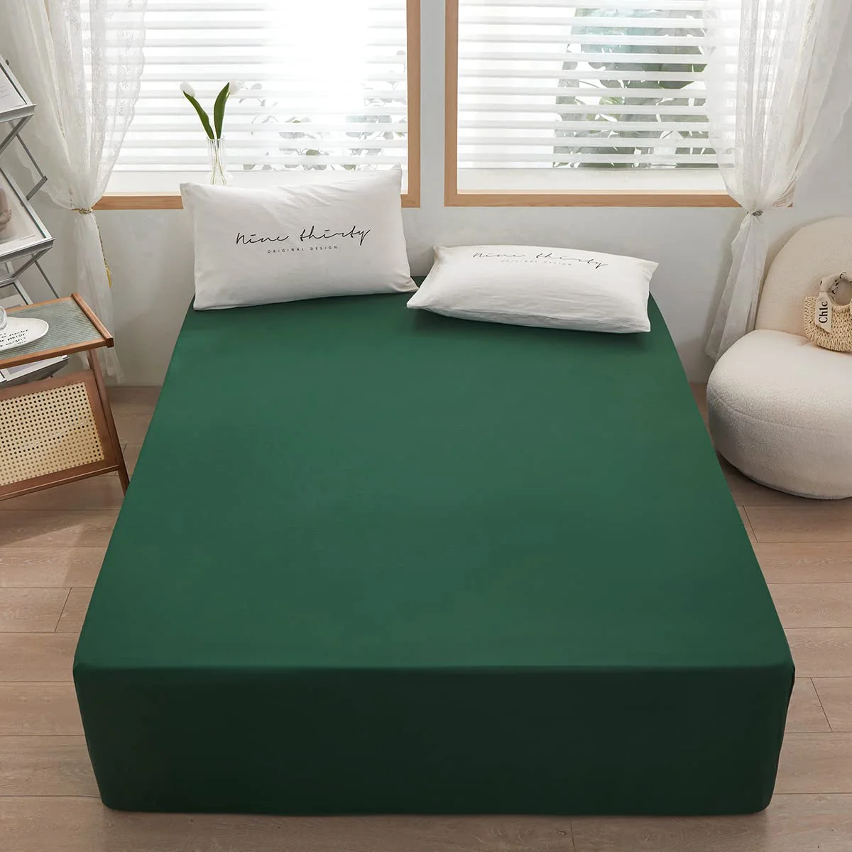 Microfiber Queen Fitted Sheet 60x80 Inches, Deep Pocket 15 Inch, 360° Elastic Edges, Wrinkle Resistant, Hypoallergenic Bedding, Easy Care, Dark Green