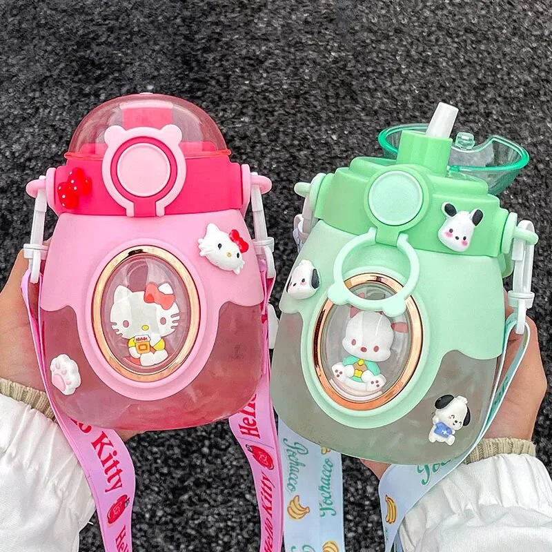 Sanrio Kawaii Pochacco Water Cup Hello Kitty Kuromi Student Cartoon Outdoor Travel Portable 800ML Plastic Straw Water Bottle
