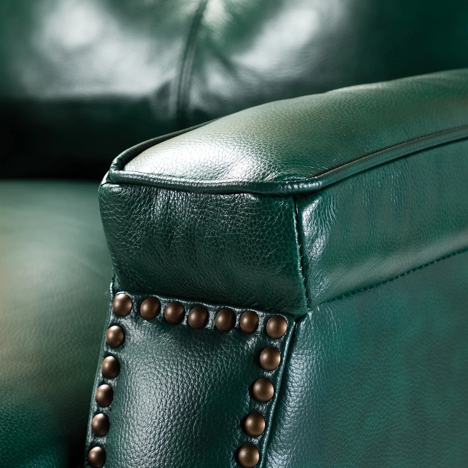 14 Karat Home Mariana Upholstered Genuine Leather Cigar Recliner with Tufted Back Set of 2 in Green