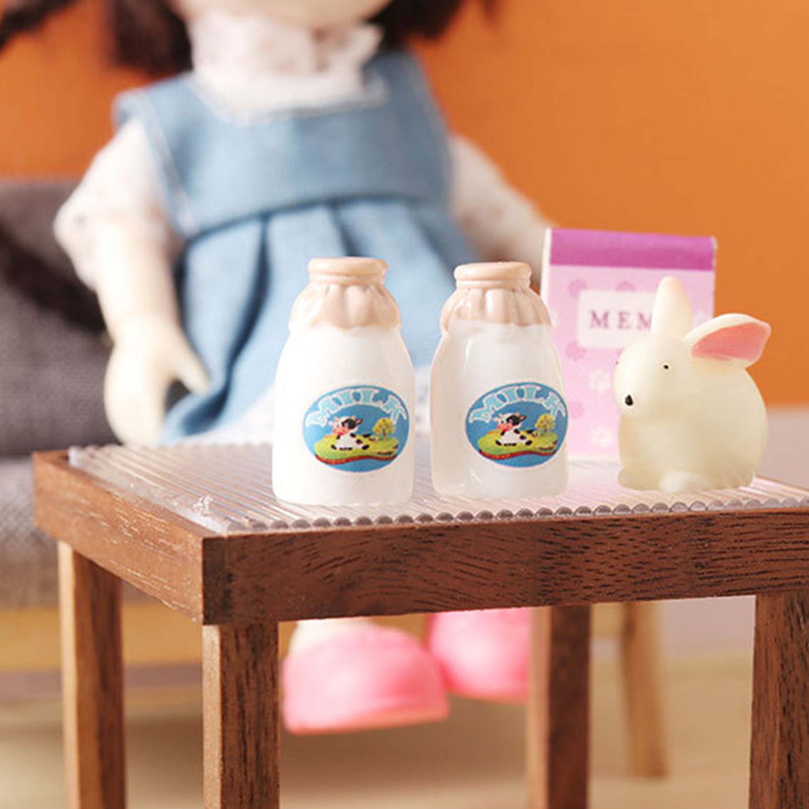 Kripyery Milk Bottle Model 1:12 Scale Dollhouse Miniature Milk Bottle with Storage Basket Fun Playhouse Toy for Kids
