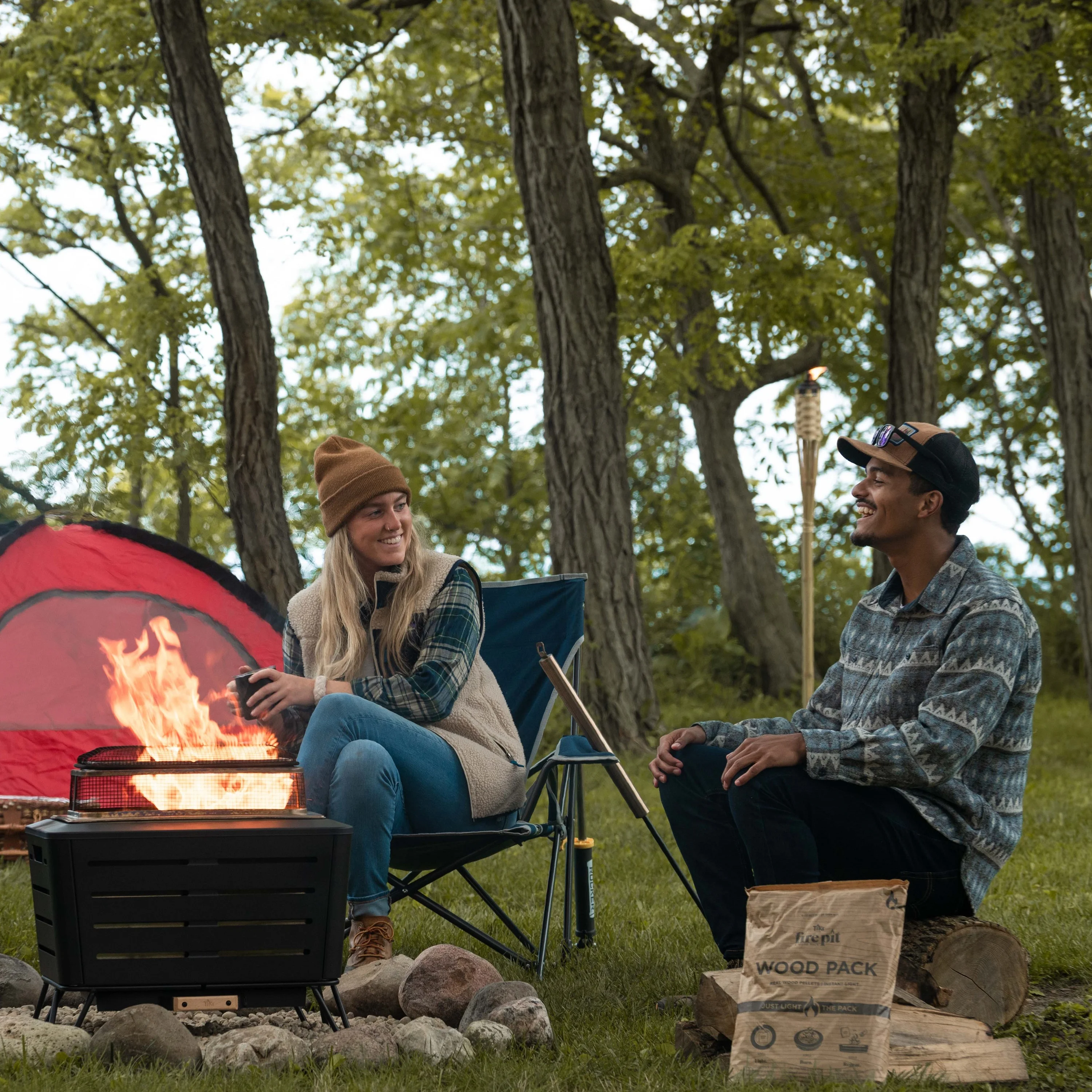 TIKI® Brand 18 Inch Retreat Fire Pit Accessory Metal Screen and 32.9 Inch 2 Piece Poker Black