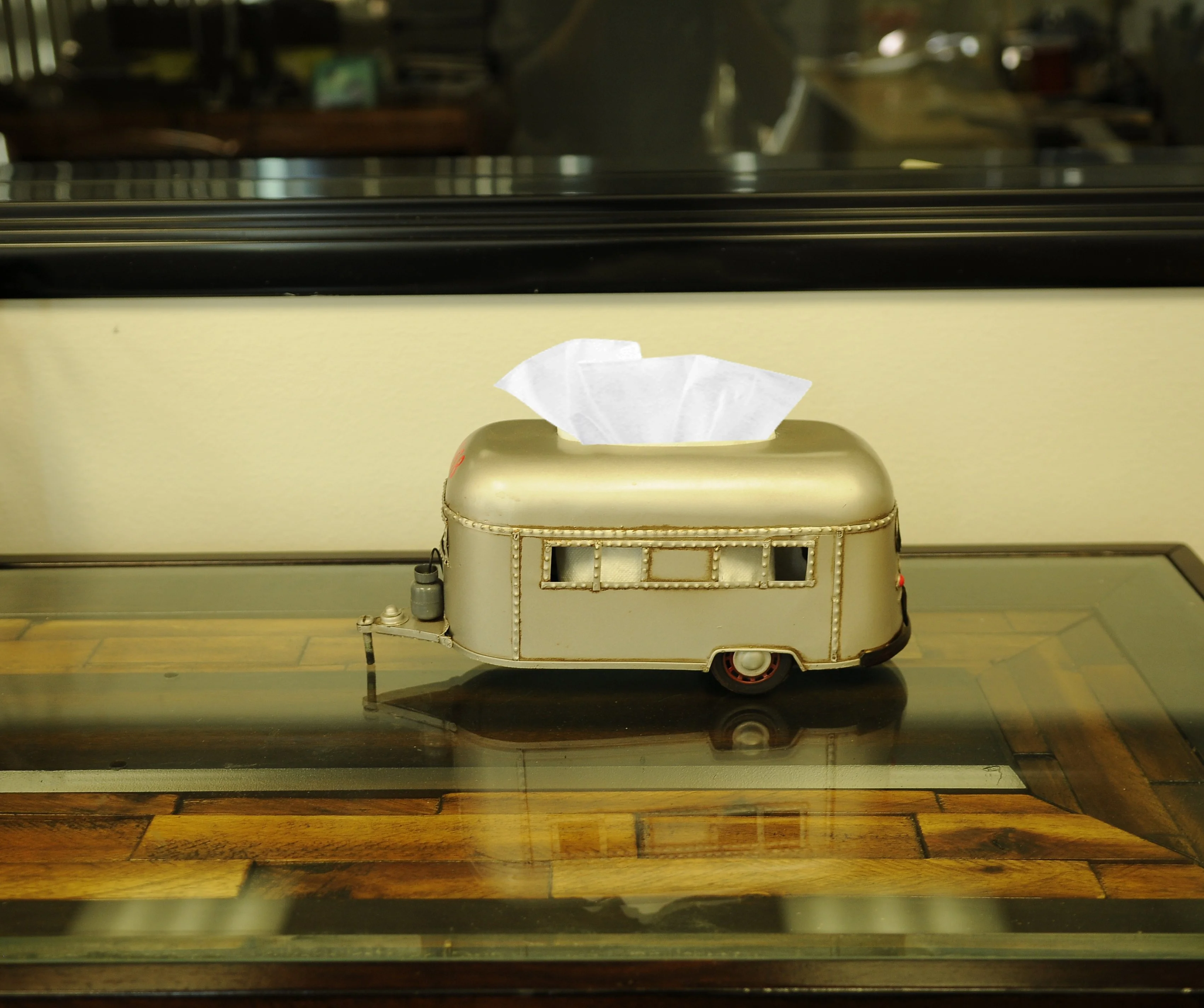 Camping Trailer Tissue Holder Iron Vintage Model