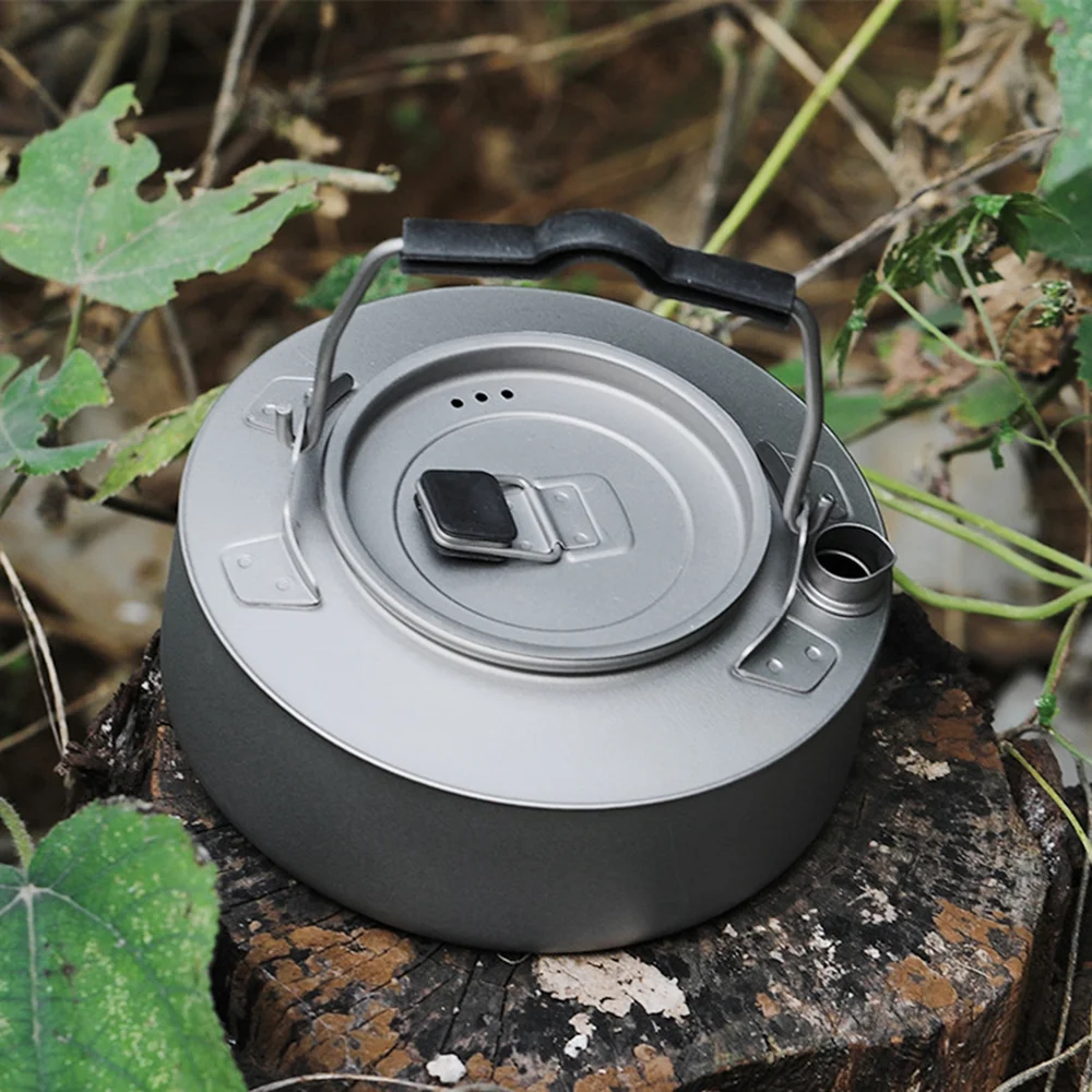 Lixada 600ml / 1000ml Titanium Tea Pot Kettle Lightweight Camping Tea Kettle Coffee Pot for Home Kitchen and Outdoor Activities