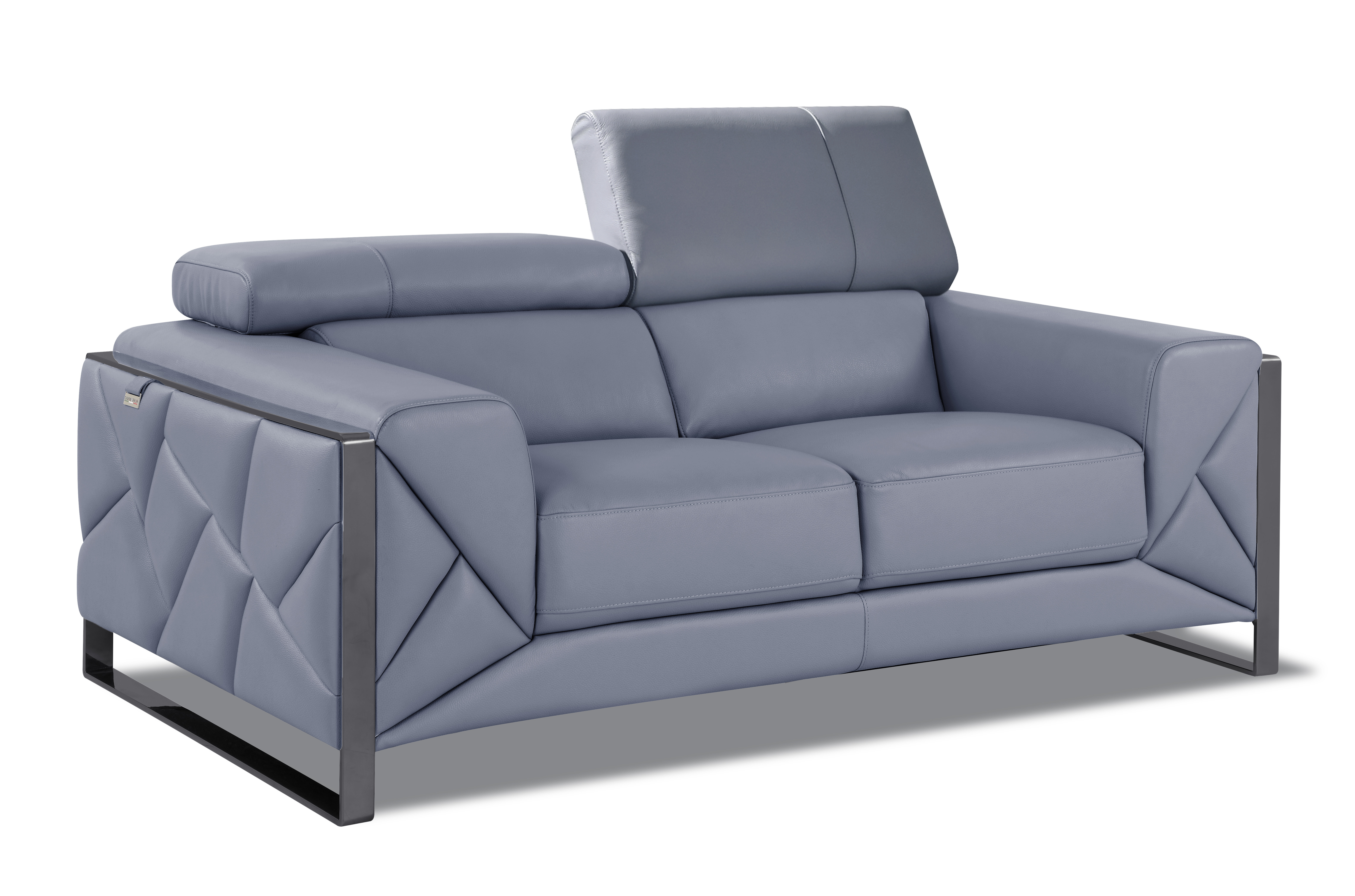 Luxurious Italian Leather Loveseat - 135.0 - Indulge in comfort and luxury with our premium loveseat