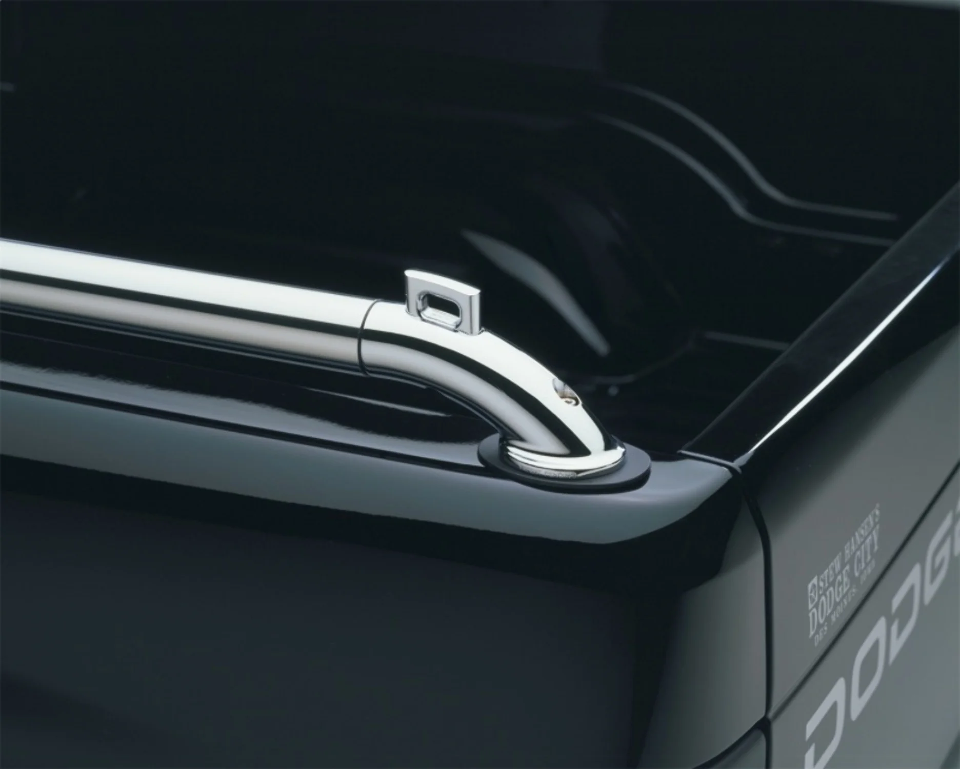 Putco 29886 Bed Rails, Approx. 4 ft. 5 in. Polished Fits select: 2001-2003 CHEVROLET S TRUCK S10, 2002 DODGE DAKOTA QUAD SLT