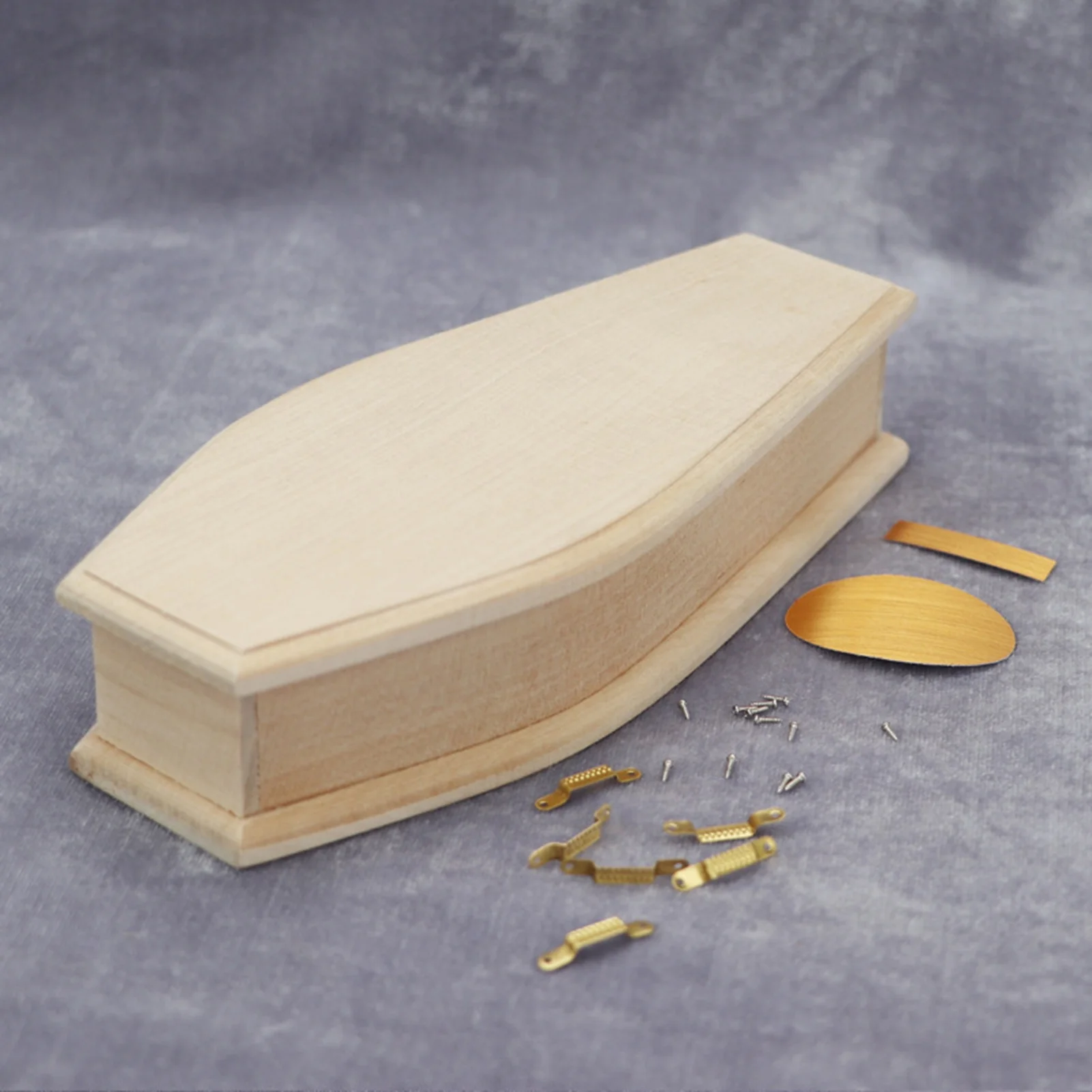Realyc Dollhouse Coffin High Simulation Scene Model 1/12 Scale Miniature Wooden Coffin DIY Decoration for Role Play