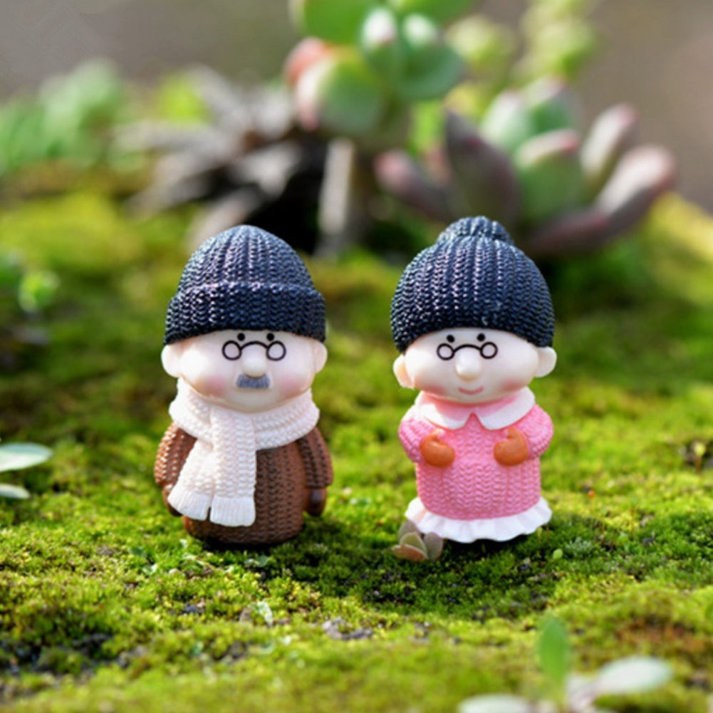 Ludlz Family Set of Grandparents Action Figure Set, Dollhouse People Grandma and Grandpa Grandpa Grandma Miniature Landscape DIY Garden Decor Crafts Dollhouse Ornament