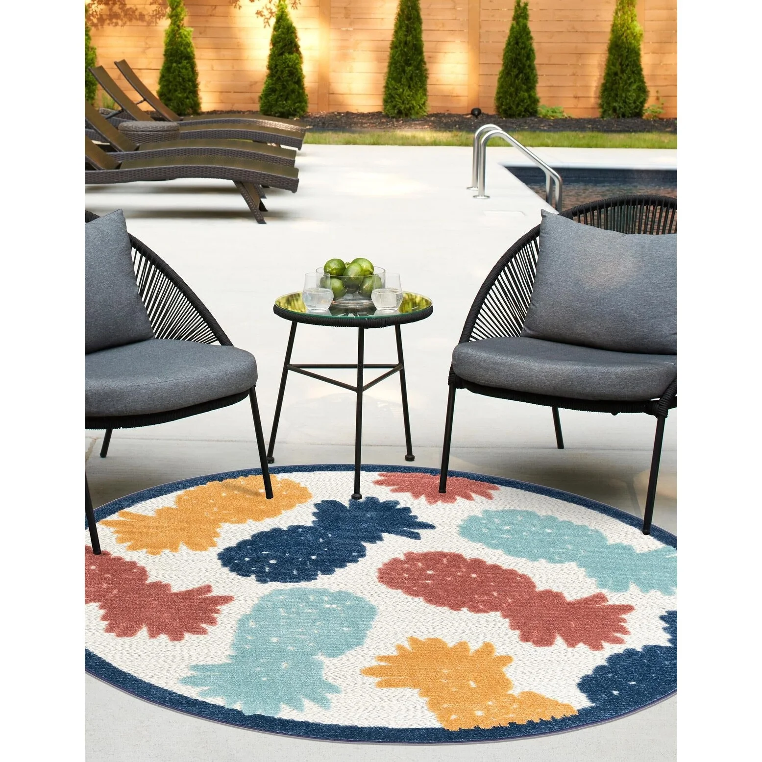Outdoor Helena Collection Area Rug White - 3'3