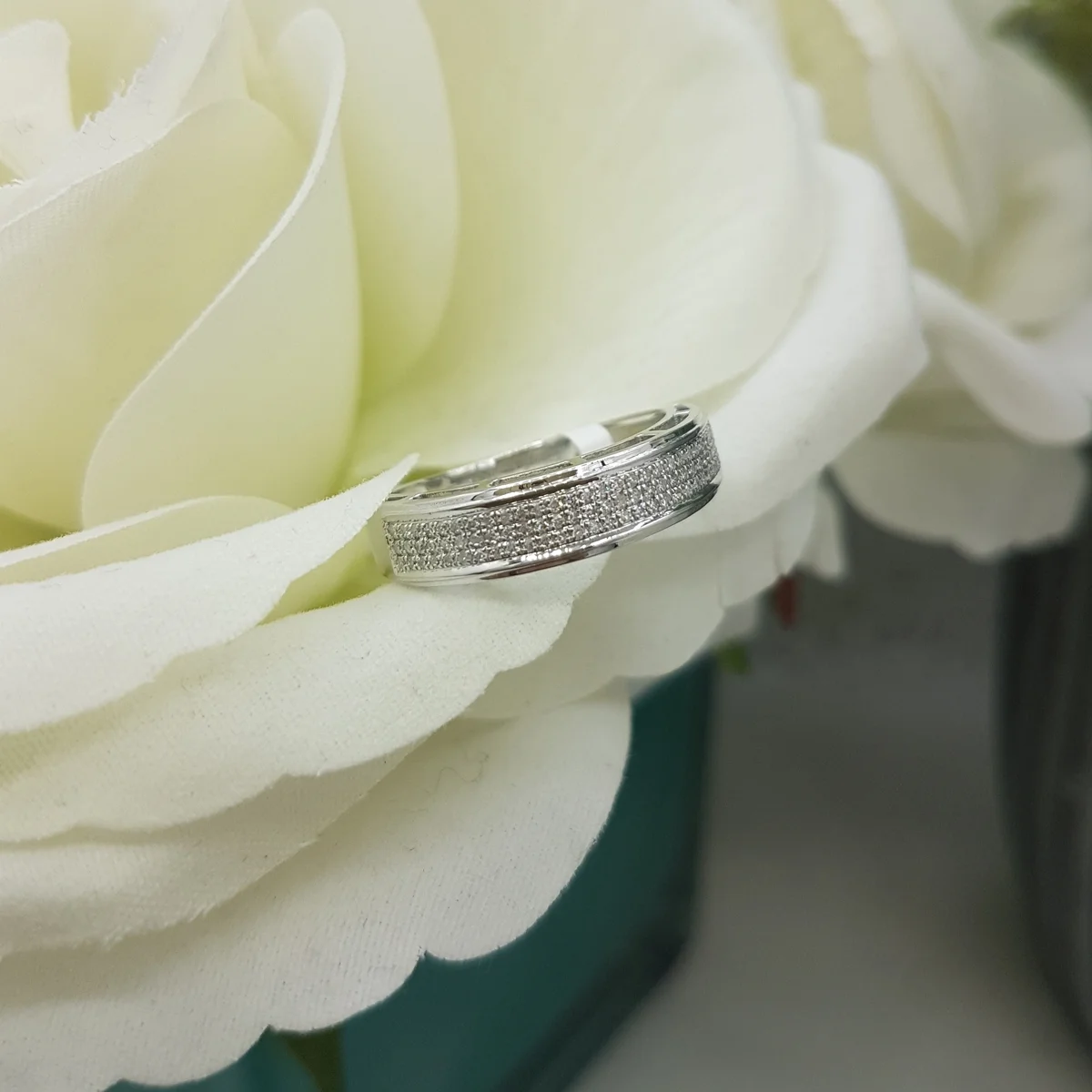 Dazzlingrock Collection 0.25 CT Round White Diamond Wedding Band for Men 10K White Gold, Size 10.5