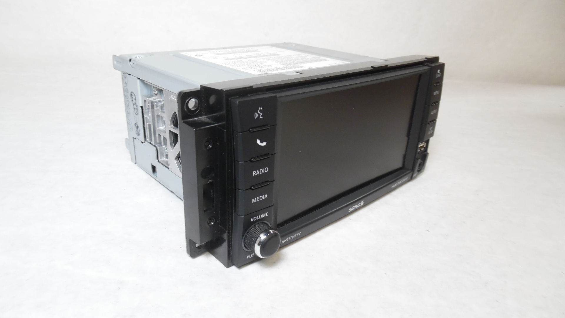 Pre-Owned 12-20 Dodge Caravan CD DVD Player Radio Receiver w/ Satellite & Display RBZ OEM (Good)