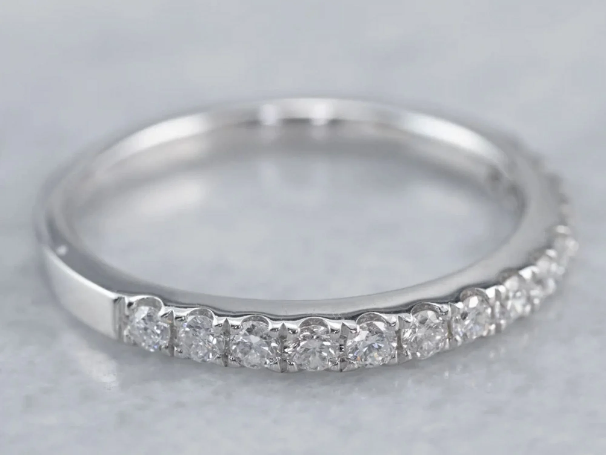 2Ct Round Cut Moissanite(VVS1/D) 14k White Gold Half Eternity Band Ring Fine Jewelry for Women Gifts