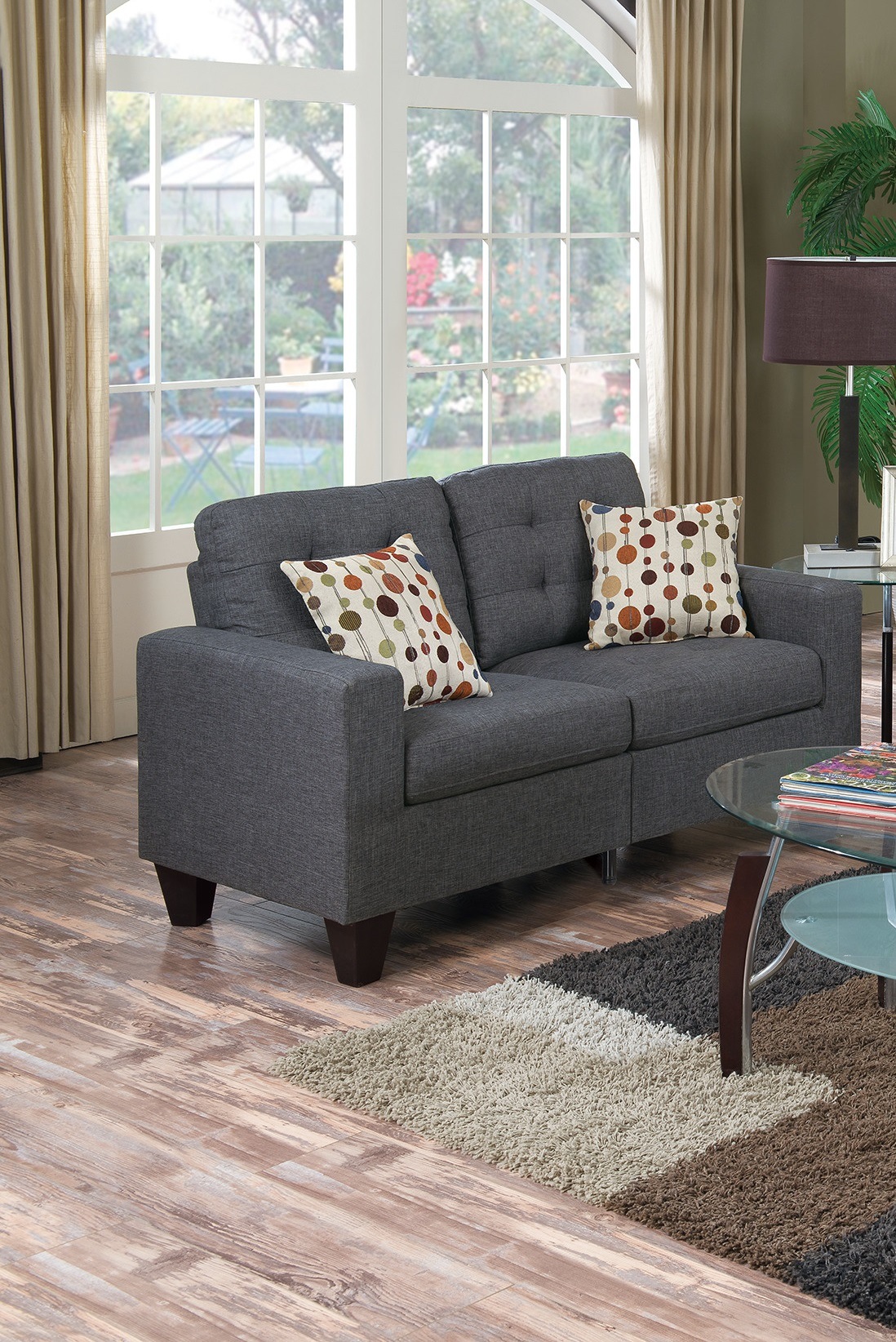 Tufted Sofa Set with Accent Pillows - Luxurious Tufted Design