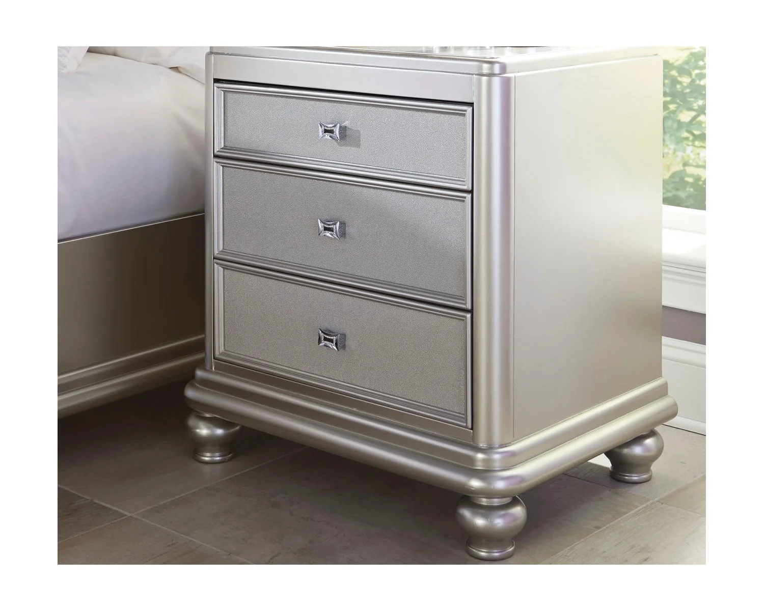 Signature Design by Ashley Traditional Coralayne 3 Drawer Nightstand, Silver