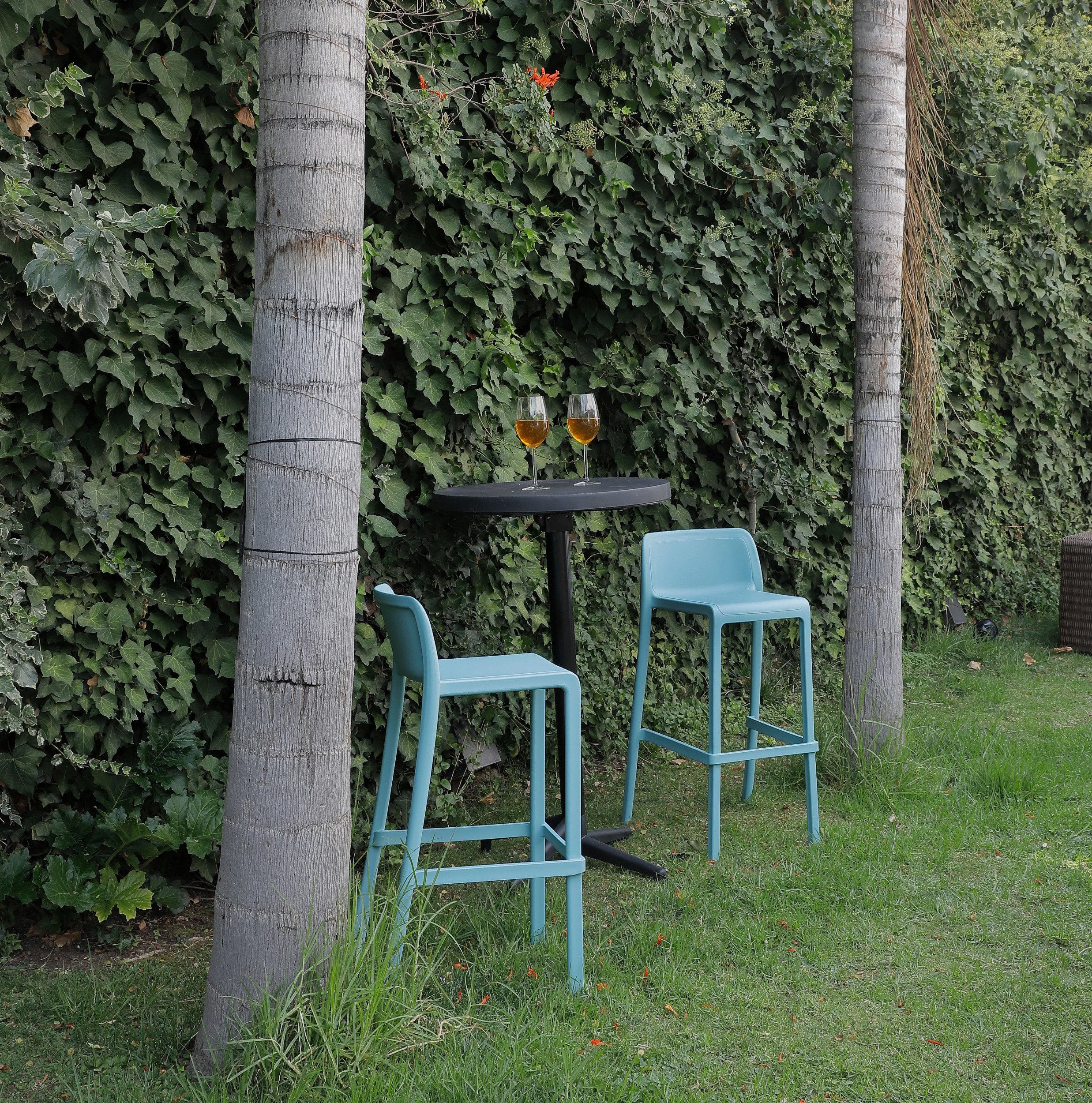 Casual Decore Outdoor Bar Stools Set of 4 with Height 29