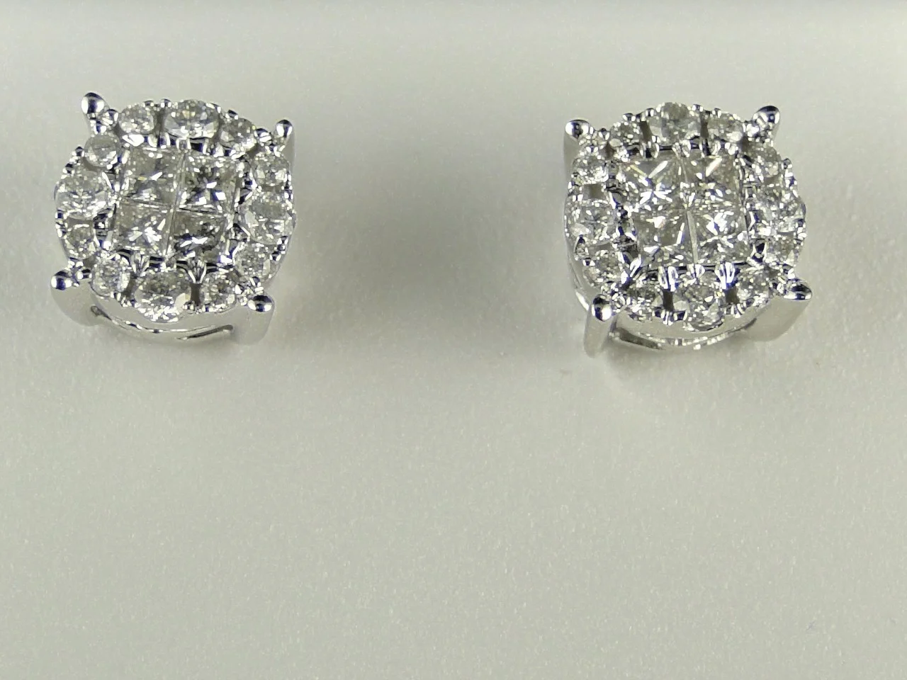 14K Mens/Ladies 7 Mm White Gold Princess Cut Diamond Round Stud Earrings 1/2 Ct