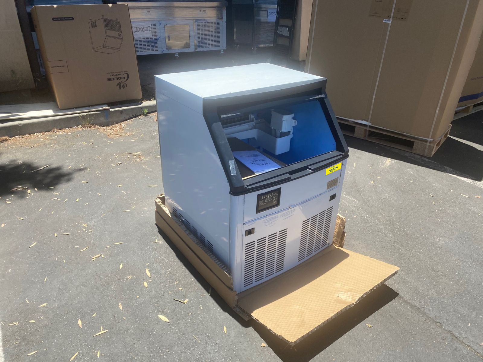 26 in. Commercial Heavy-Duty Ice Maker 280 Lbs/24H