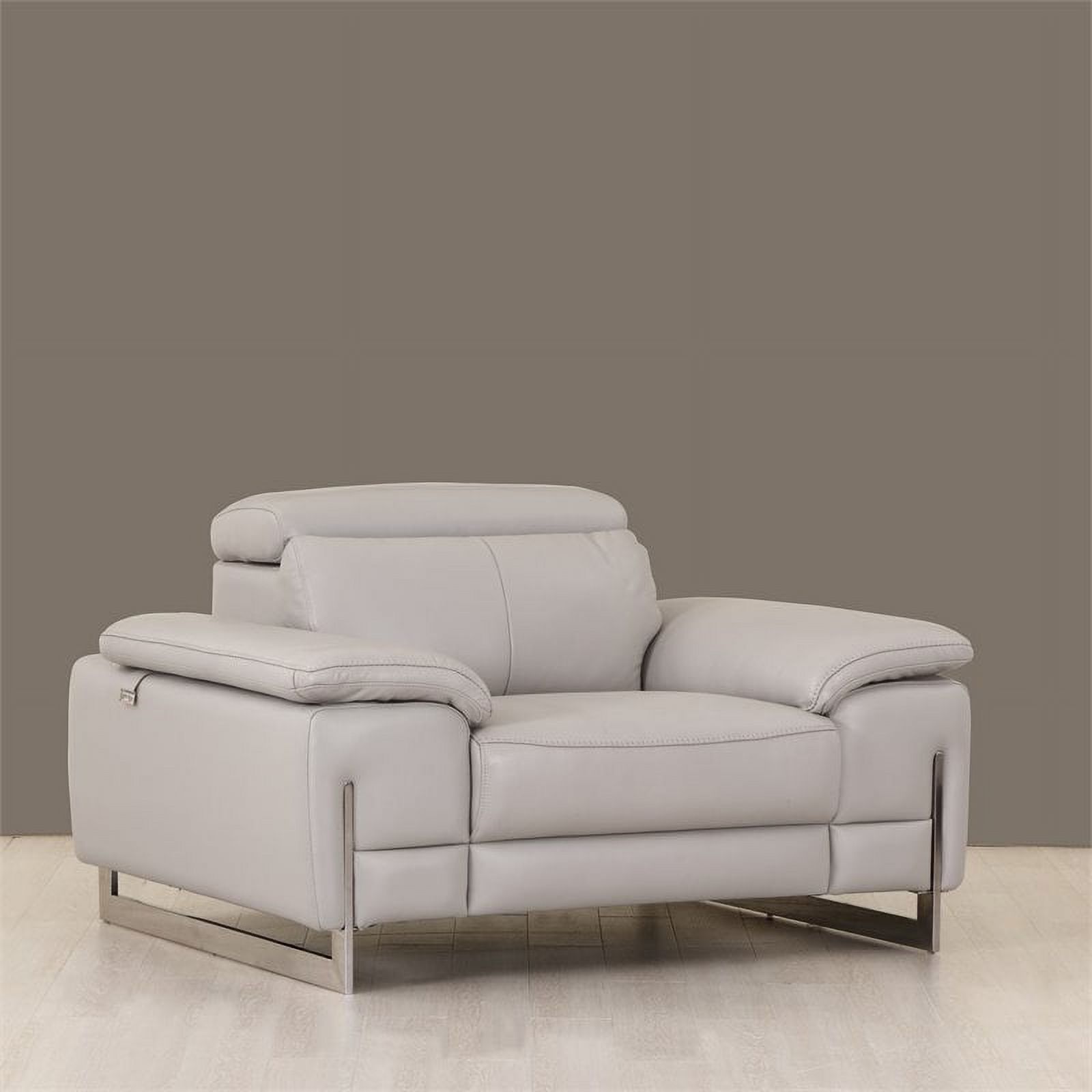 Titan Furnishings 31