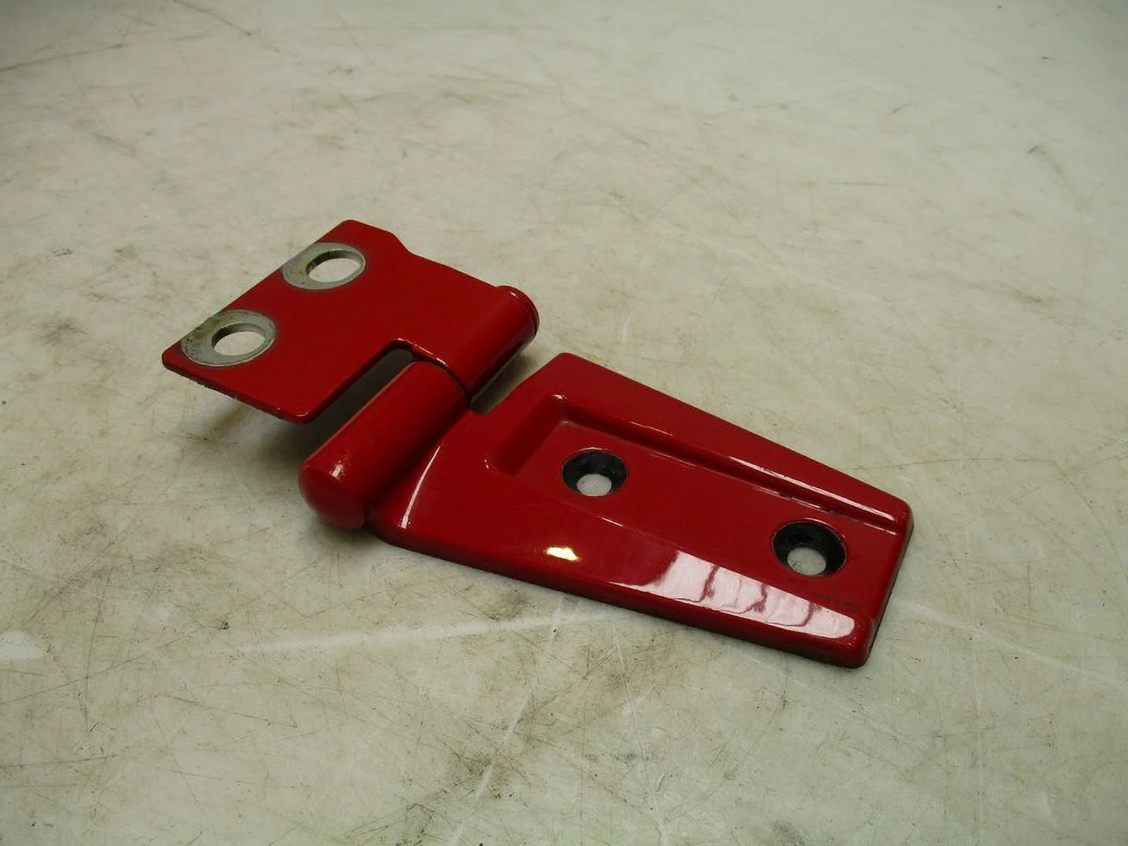 Pre-Owned 2007-2018 Jeep Wrangler LH or RH Hood Hinge OEM - Verify Specific Vehicle Fitment In Description - (Good)