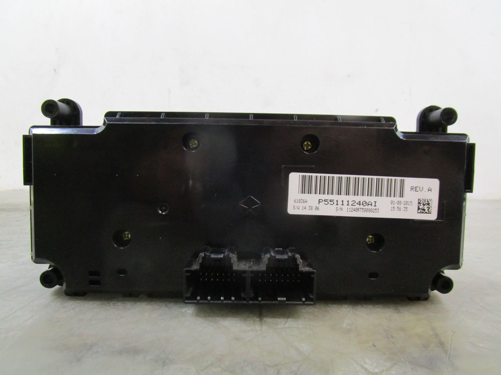 Pre-Owned 11 12 13 14 15 16 2011-2016 Dodge Caravan Front Heater & AC Control Unit OEM (Good)