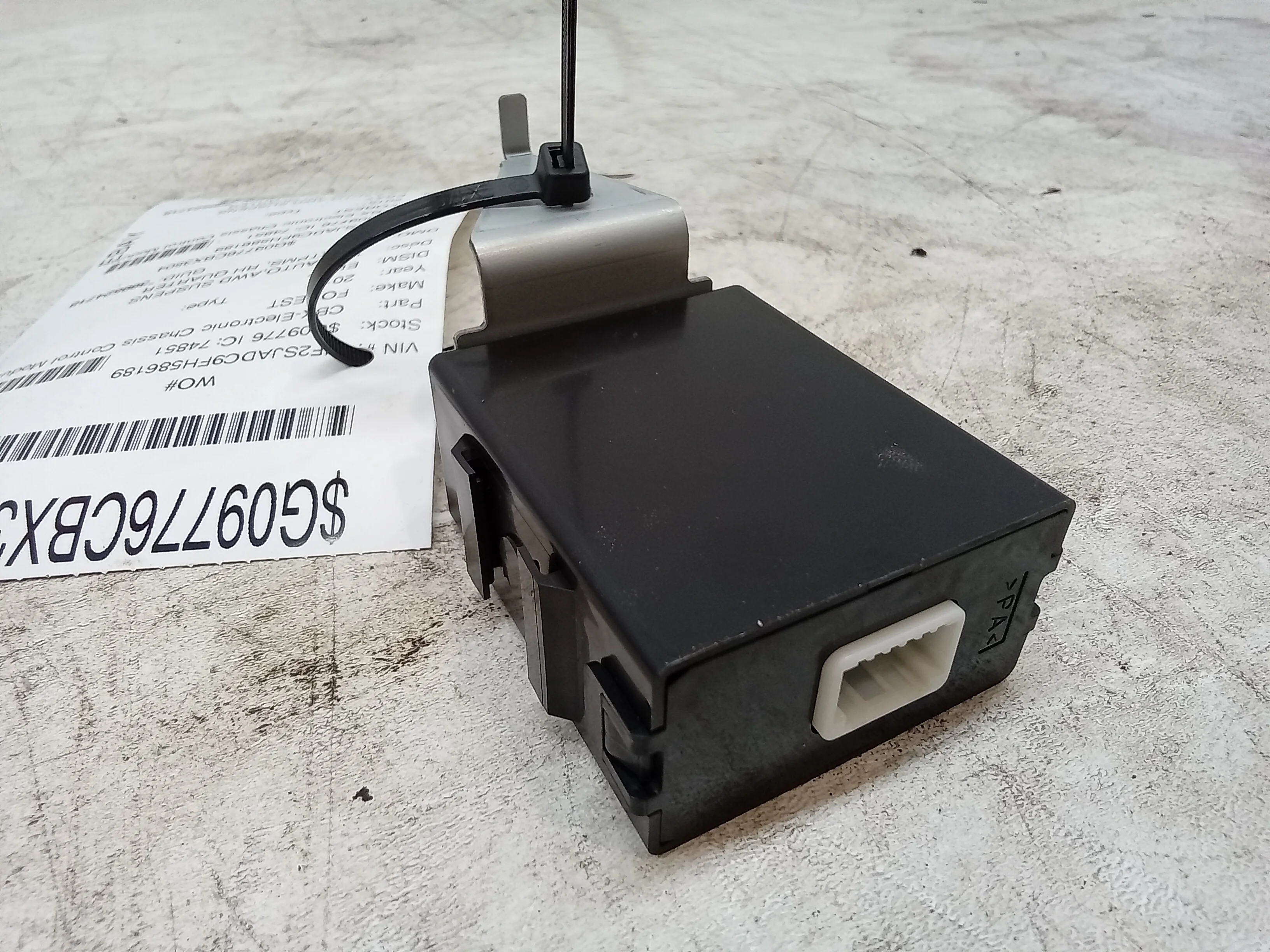 Pre-Owned 15 Subaru Forester Suspension Control Module OEM (Good)