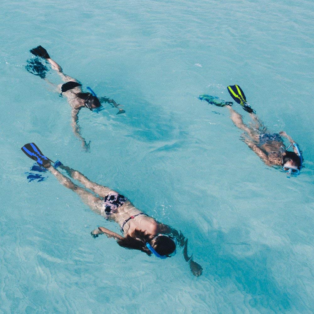 Adult Adjustable Snorkeling Diving Fin- Short Blade, Adjustable Flippers, Diving Equipment, 1 Pair – Black Small Size