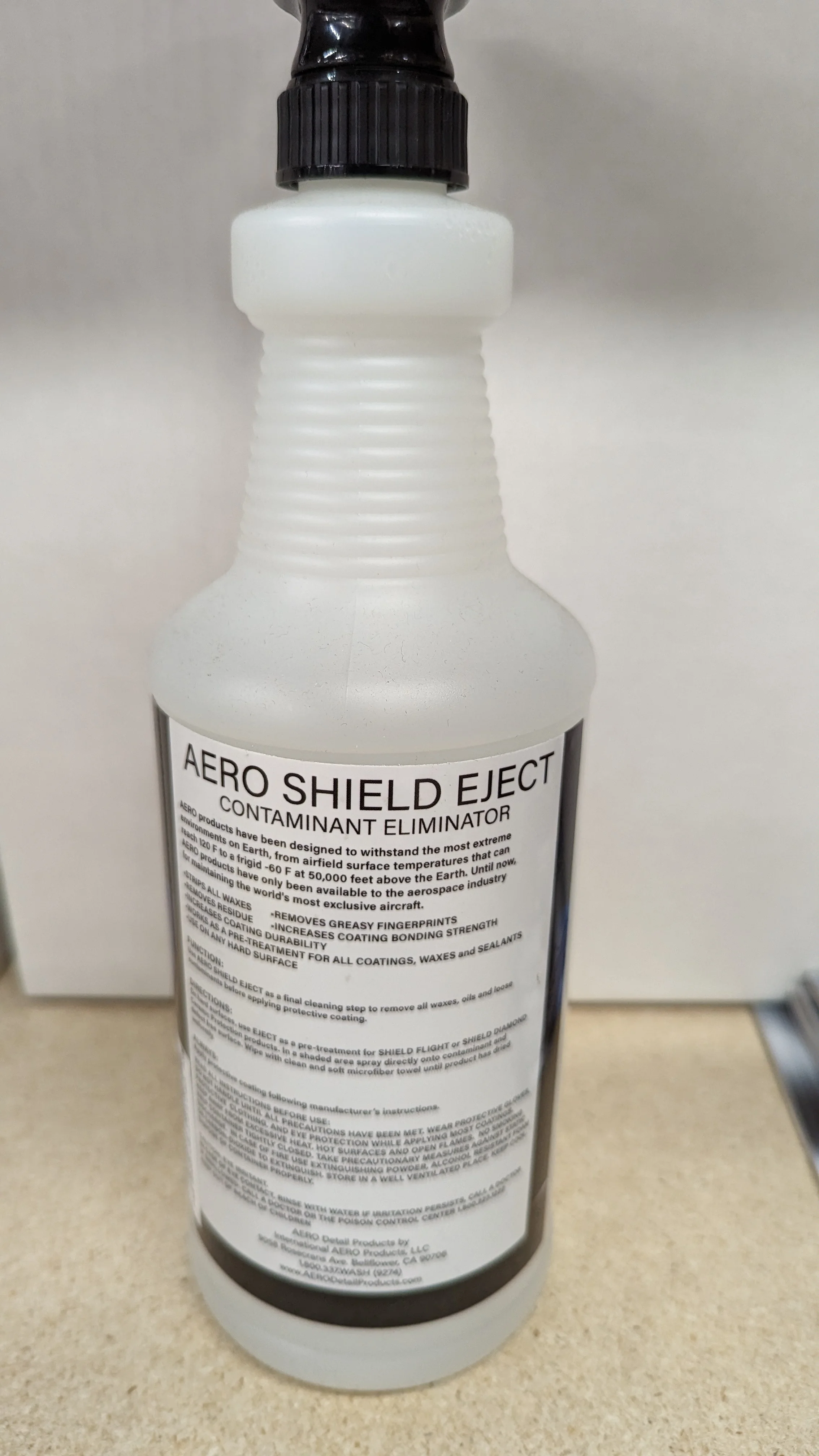 AERO SHIELD 8236 EJECT Coating Pre-Treatment for Hard Surfaces & Car Detail 32oz