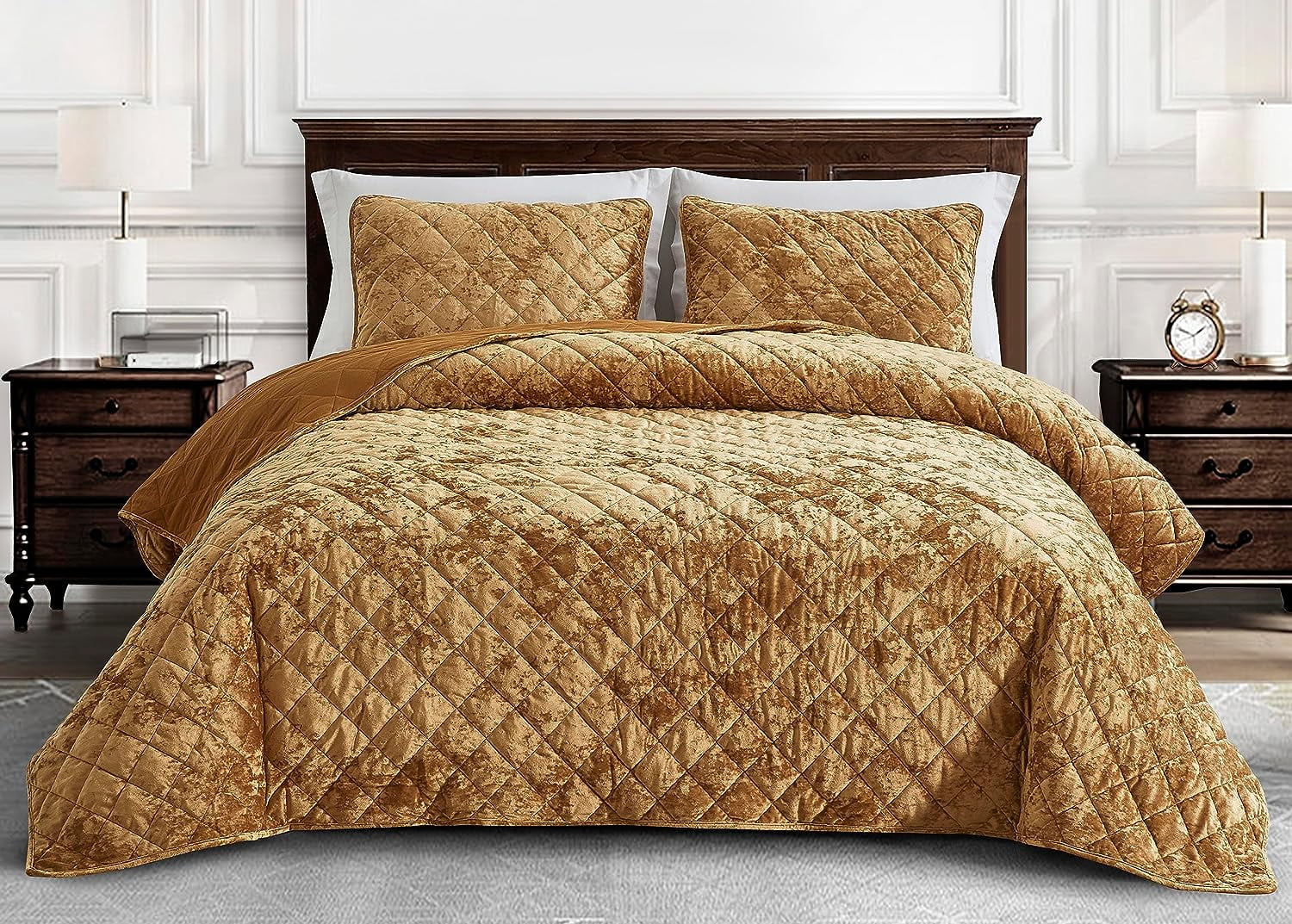 Chezmoi Collection Lux Caramel Gold Velvet Quilt King Set, 3-Piece Lush Plush Distressed Velvet Bedding All Season Lightweight Comforter Brushed Microfiber Reverse with Diamond Stitch Quilting