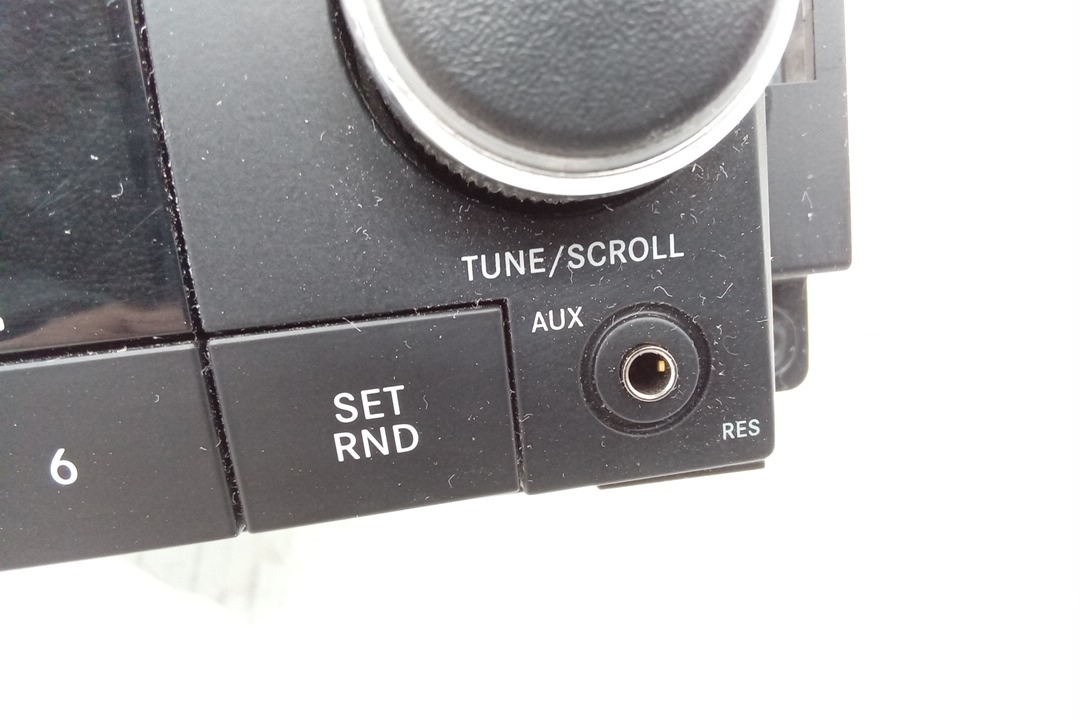 Pre-Owned 2013 Dodge Caravan CD Player Radio RES OEM (Good)