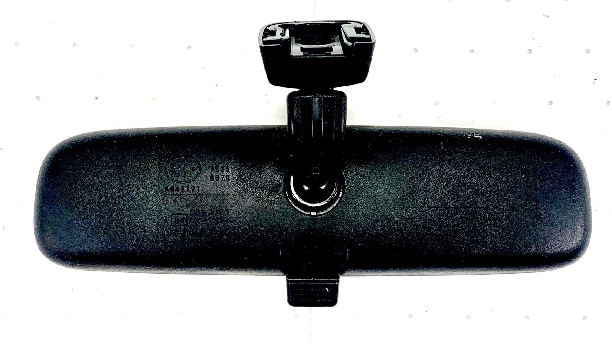 Pre-Owned 2018-2023 Subaru XV Crosstrek Mirror Manual Dimming Black OEM (Good)