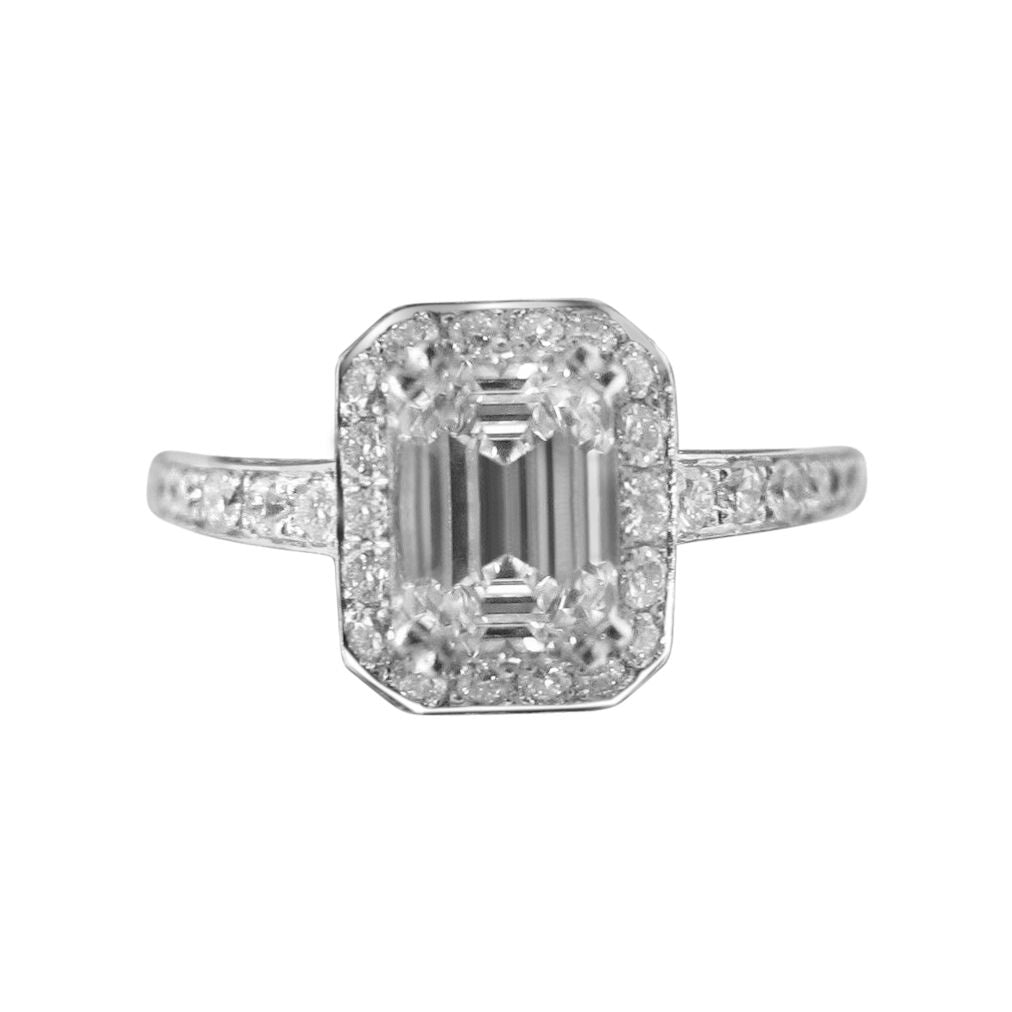 CERTIFIED EMERALD SHAPE DIAMOND AND ROUND SHAPE DIAMOND SET TOP ENGAGEMENT RING
