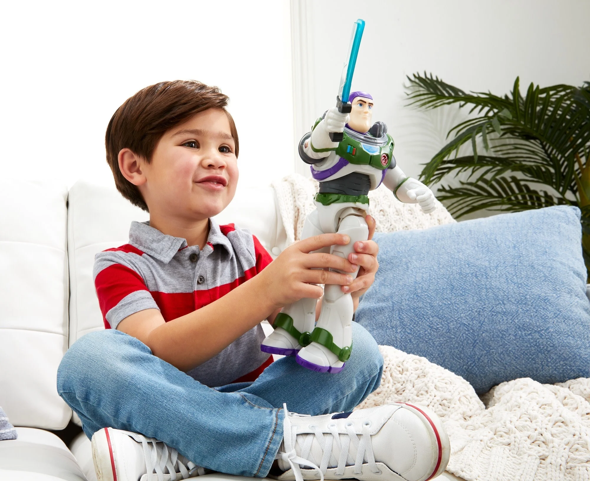 Disney and Pixar Lightyear Laser Blade Buzz Action Figure, Toy with Motion, Light & Sound, 11.5 inch