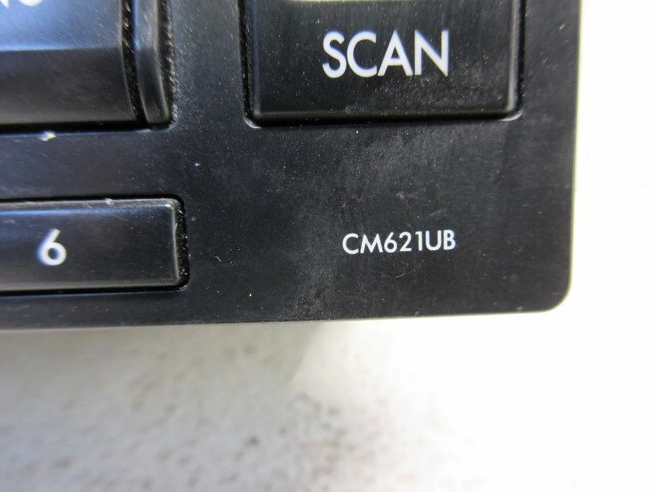 Pre-Owned 2013-2014 Subaru Impreza XV Crosstrek AM FM CD Radio Receiver CM621UB OEM LKQ (Good)