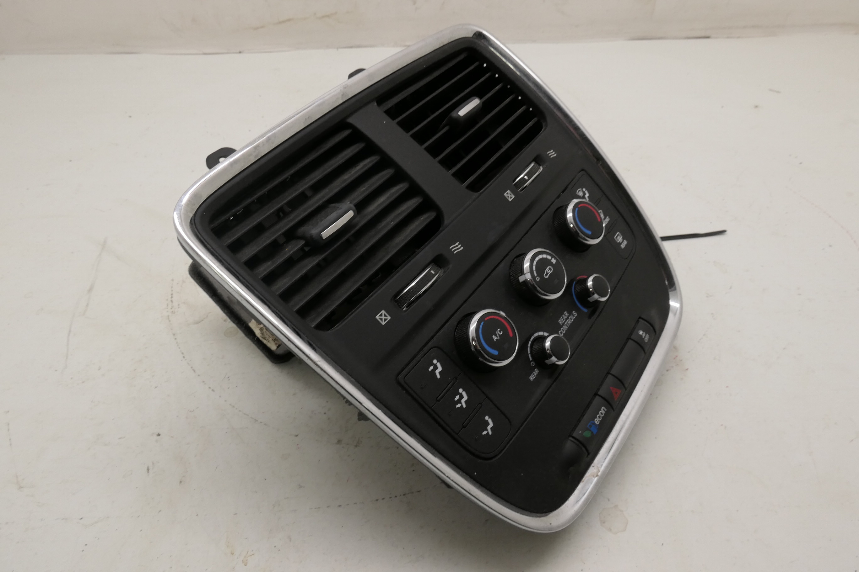 Pre-Owned 2011-2016 Dodge Caravan Heater AC Control Panel Bezel OEM (Good)