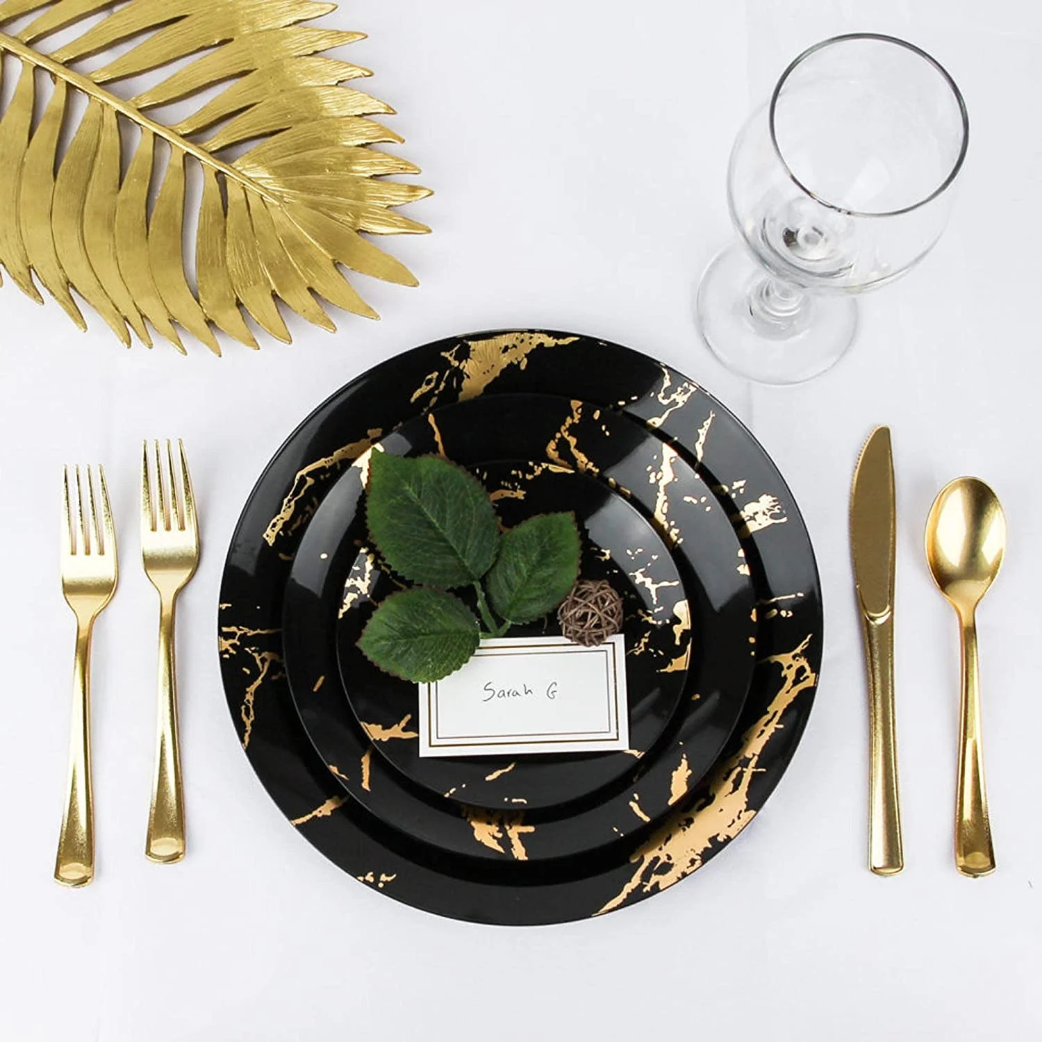 EcoQuality 6 inch Round Black Plastic Dessert Plates with Gold Stroke Design - China Like Party Plates, Heavy Duty Disposable Charger Dinner Plates Weddings, Serveware, Dinnerware (50 Pack)