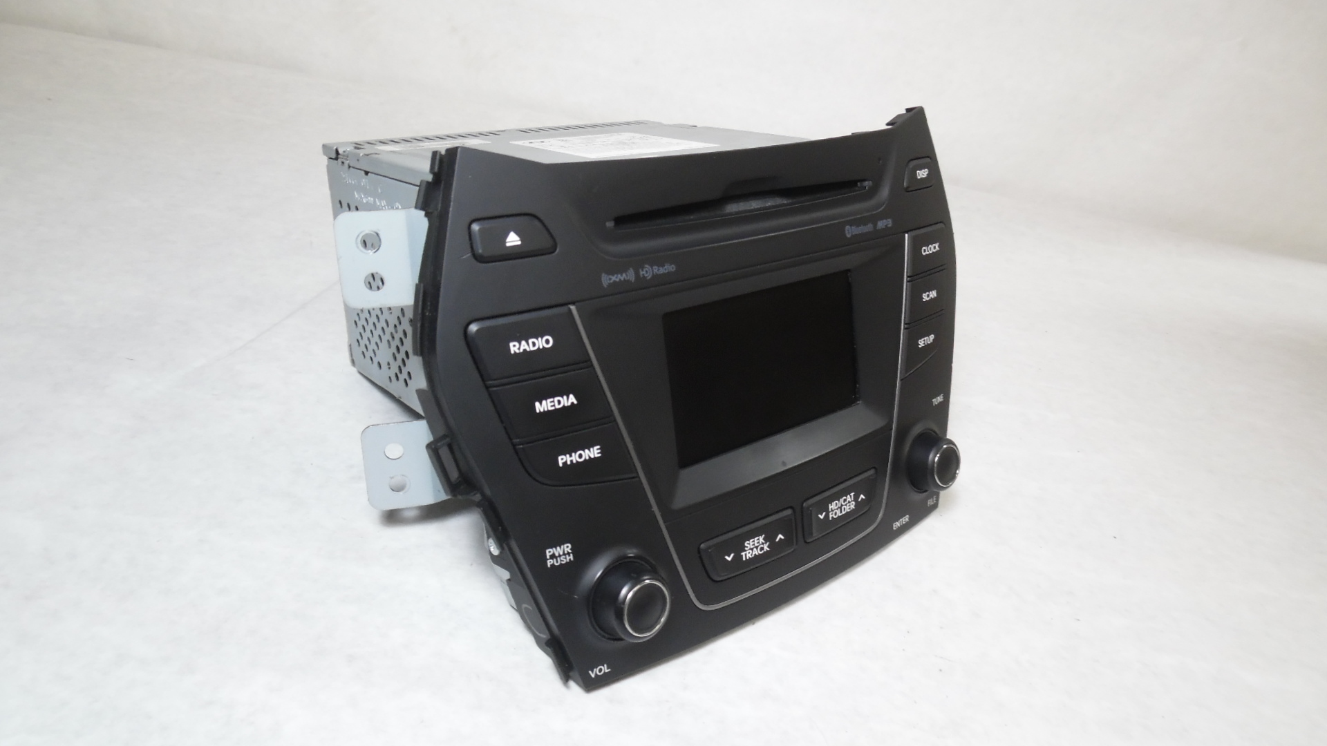 Pre-Owned 2013-2016 Hyundai Santa Fe Sport CD MP3 Player Radio Receiver w/ Display OEM (Good)