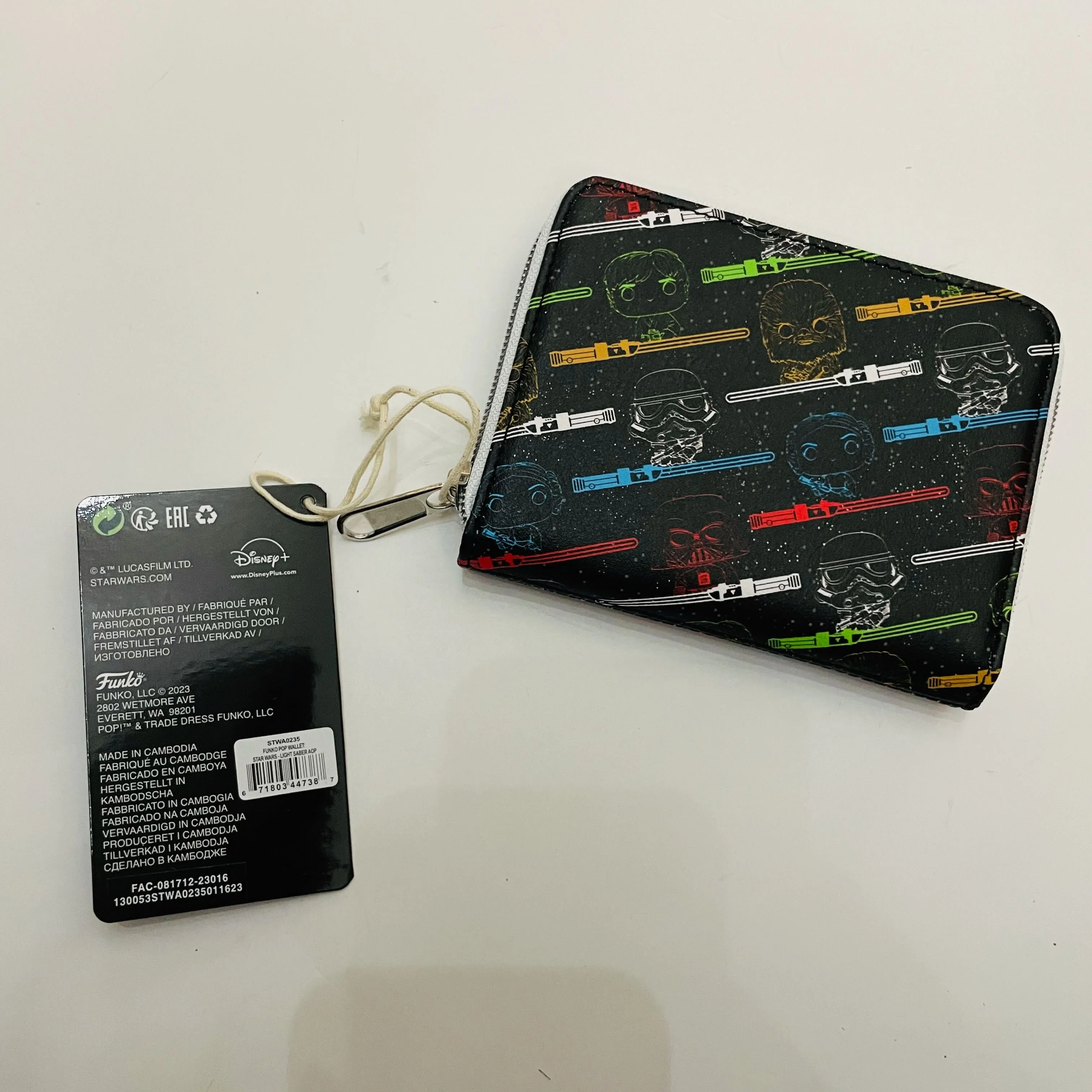 Funko x Loungefly - Lightsaber Zip around wallet