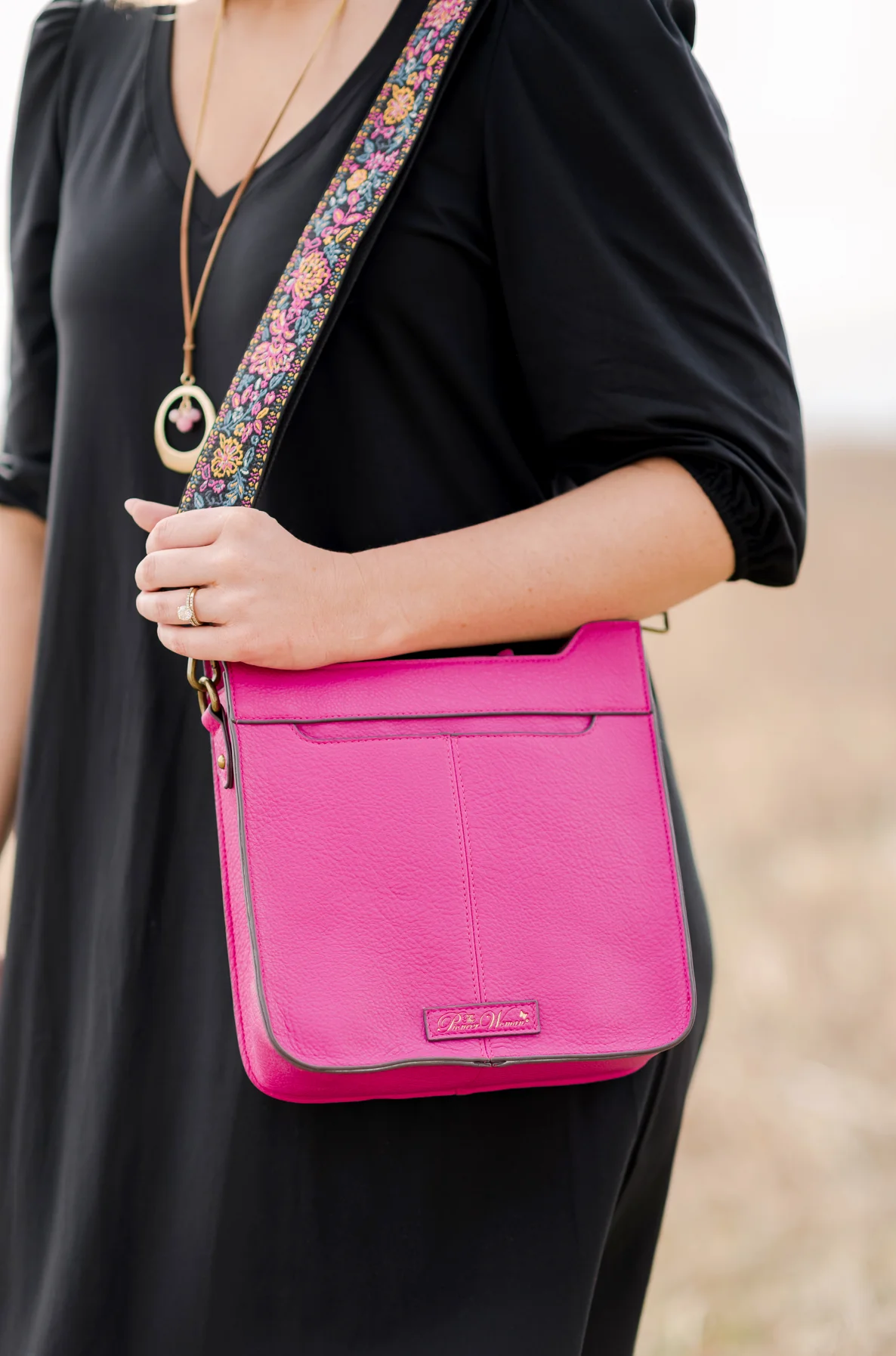 The Pioneer Woman Josie Medium Crossbody Handbag with Guitar Strap, Festival Fuchsia, Women’s