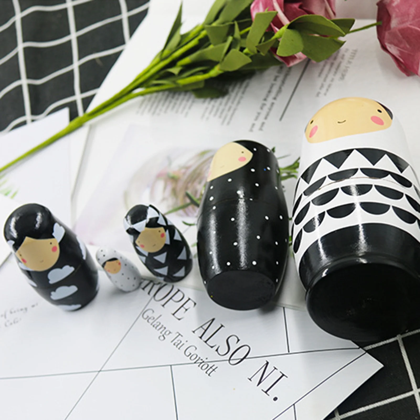 Temacd 5Pcs/Set Russian Dolls Colour-fast Unique Small Wooden Matryoshka Dolls for Indoor,Black