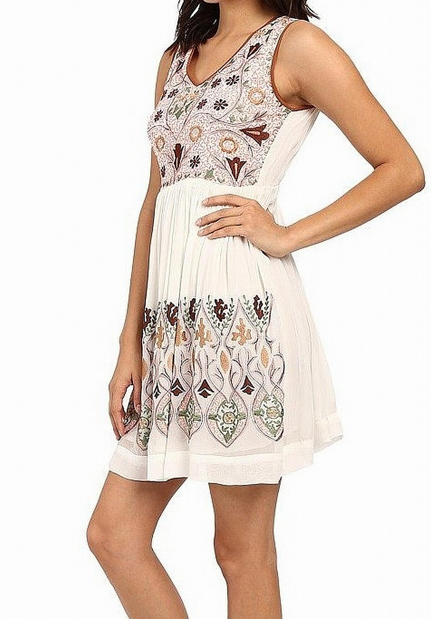 Scully IVORY V-NECK DRESS W/EMB BODICE/HEMLINE