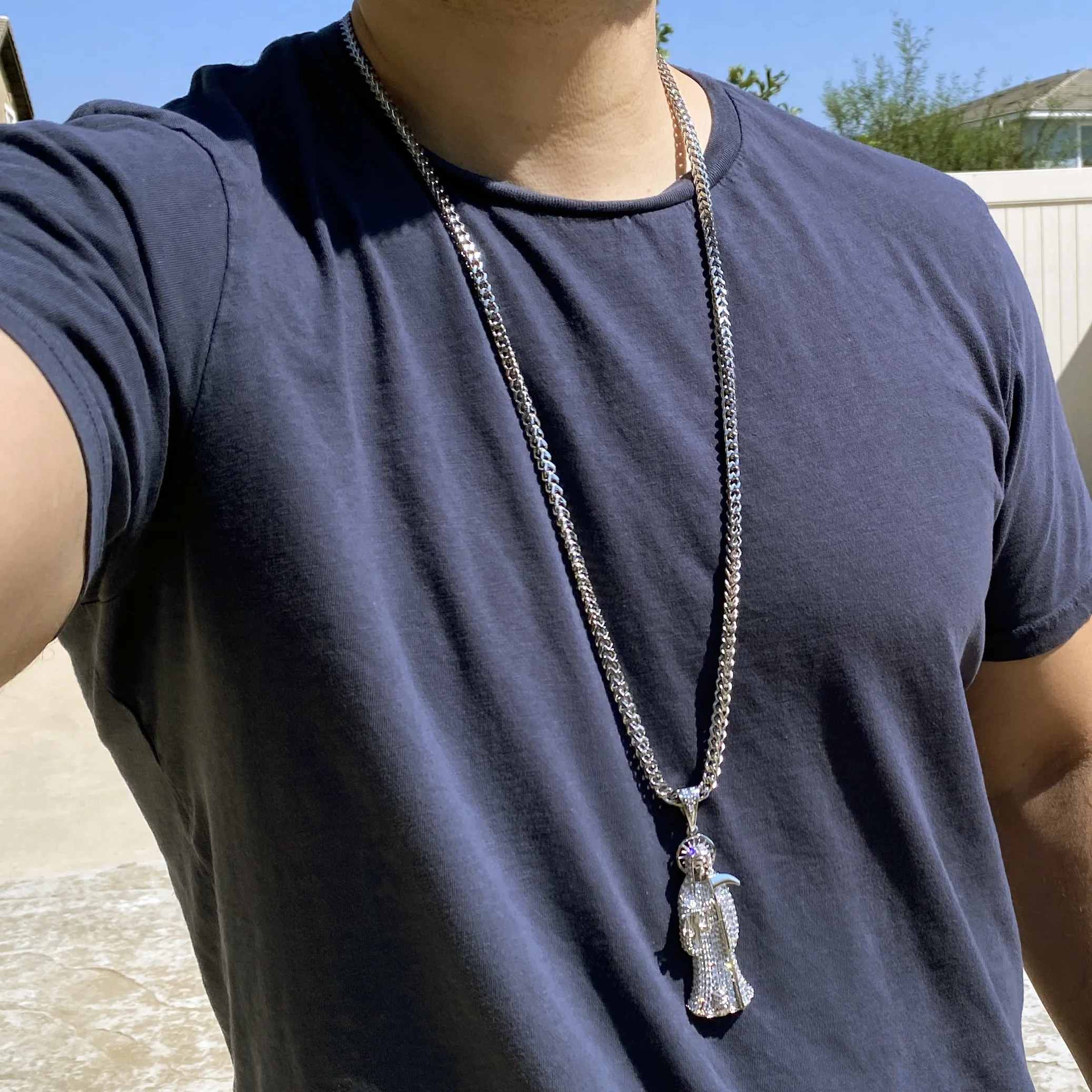 La Santa Muerte Pendant Cadena 3.5